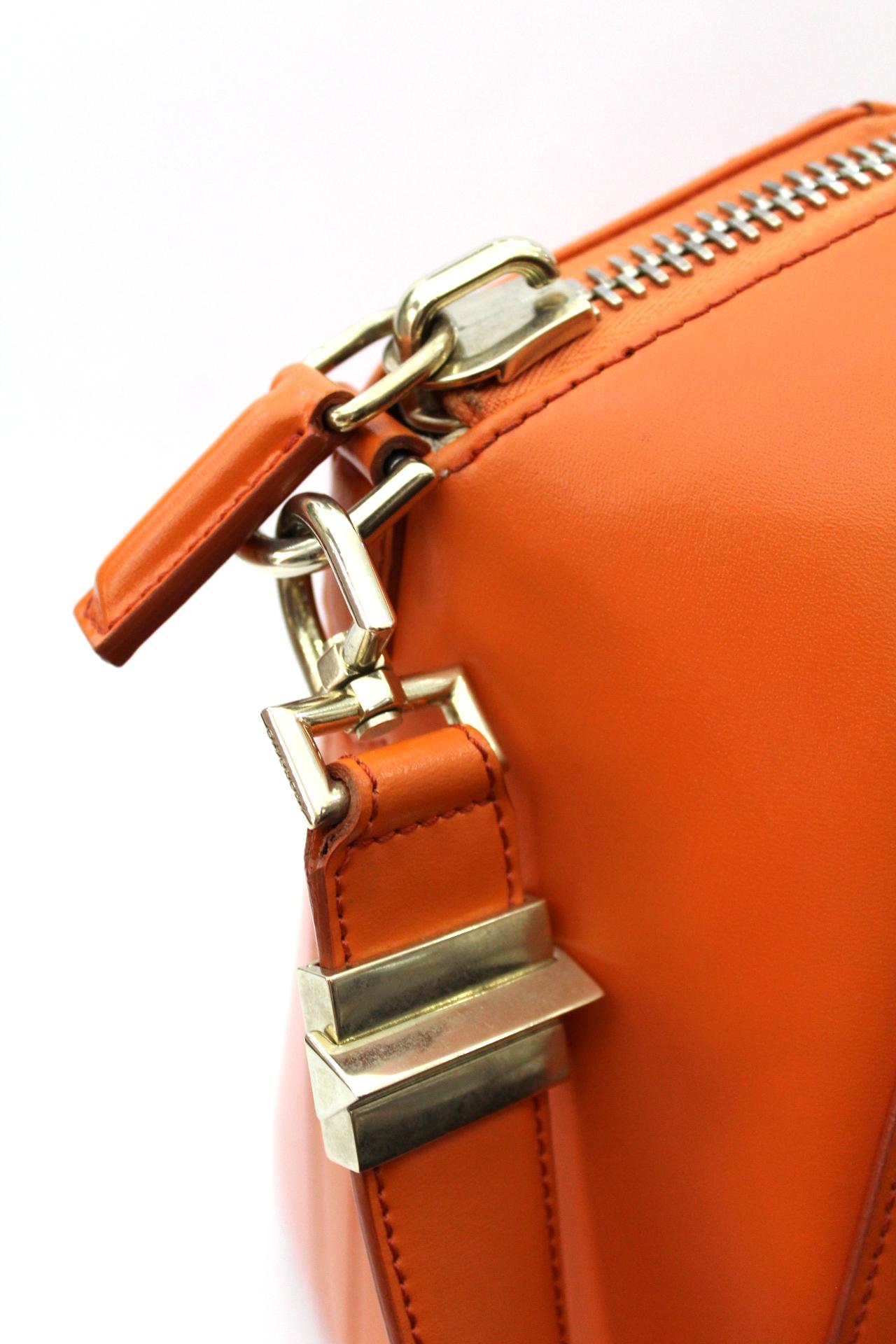Givenchy Sugar Goatskin Leather Medium Antigona Bag 1