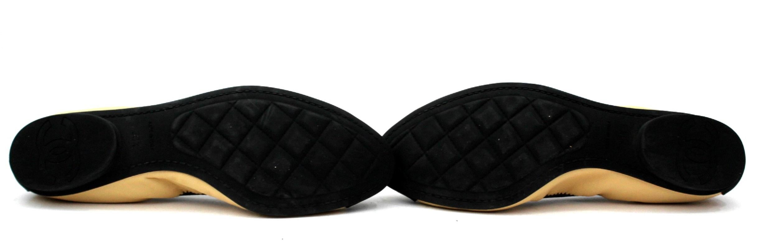 Chanel Callerinas Beige/Black Leather  1