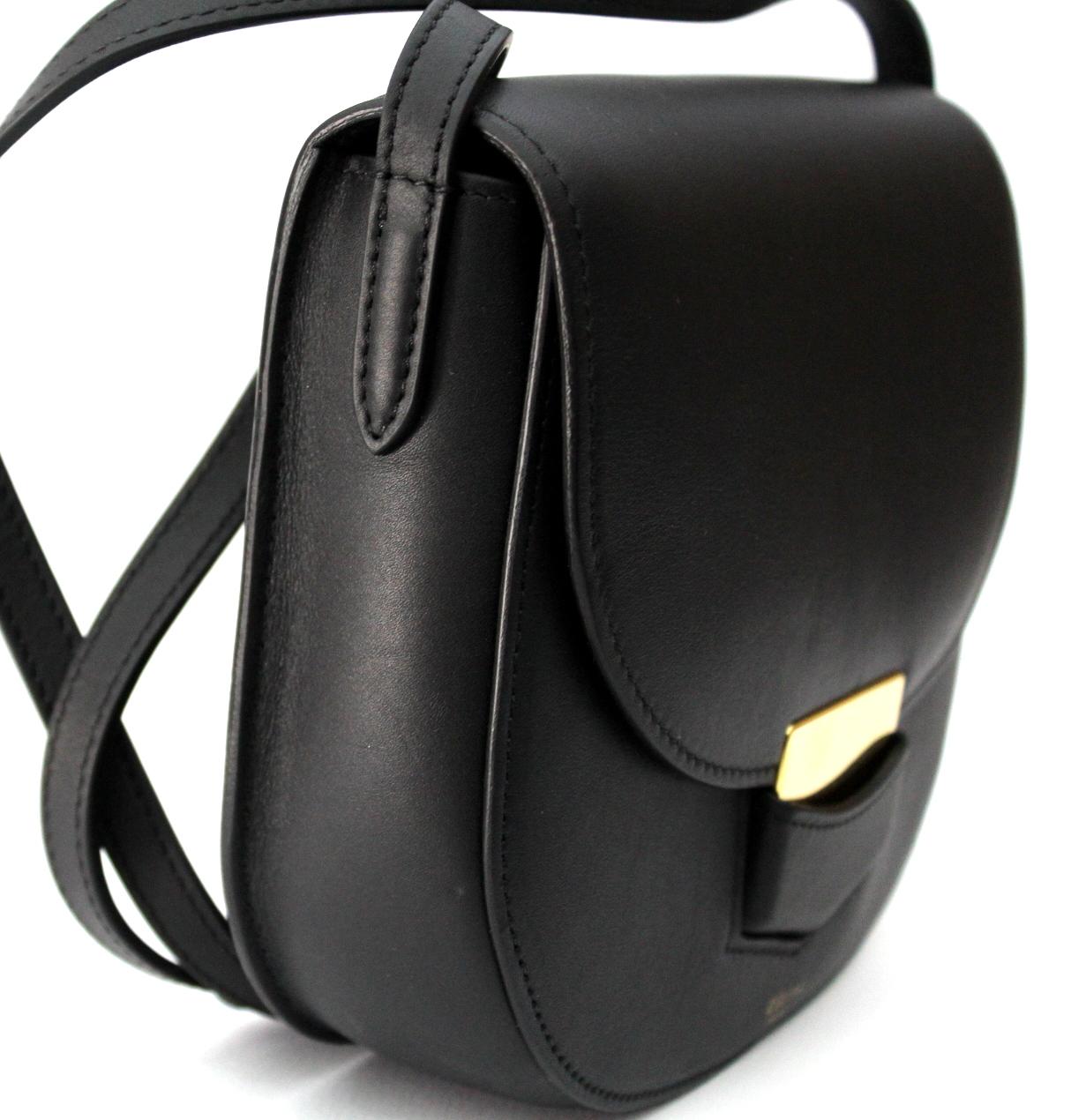 Cèline Small Trotteur Black Leather Crossbody Bag In Excellent Condition In Torre Del Greco, IT