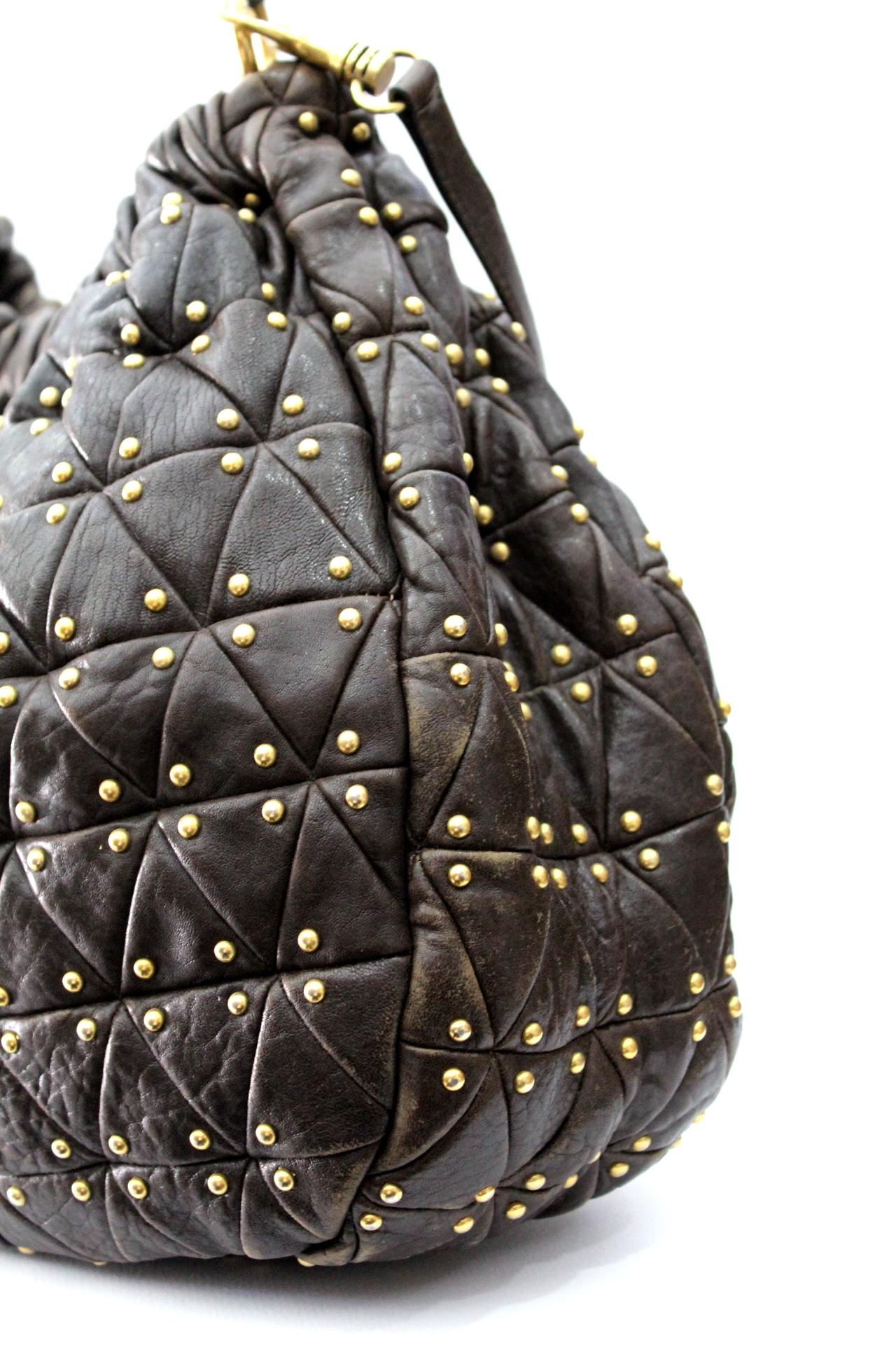 Miu Miu Brown Leather Shoulder Bag In Good Condition In Torre Del Greco, IT