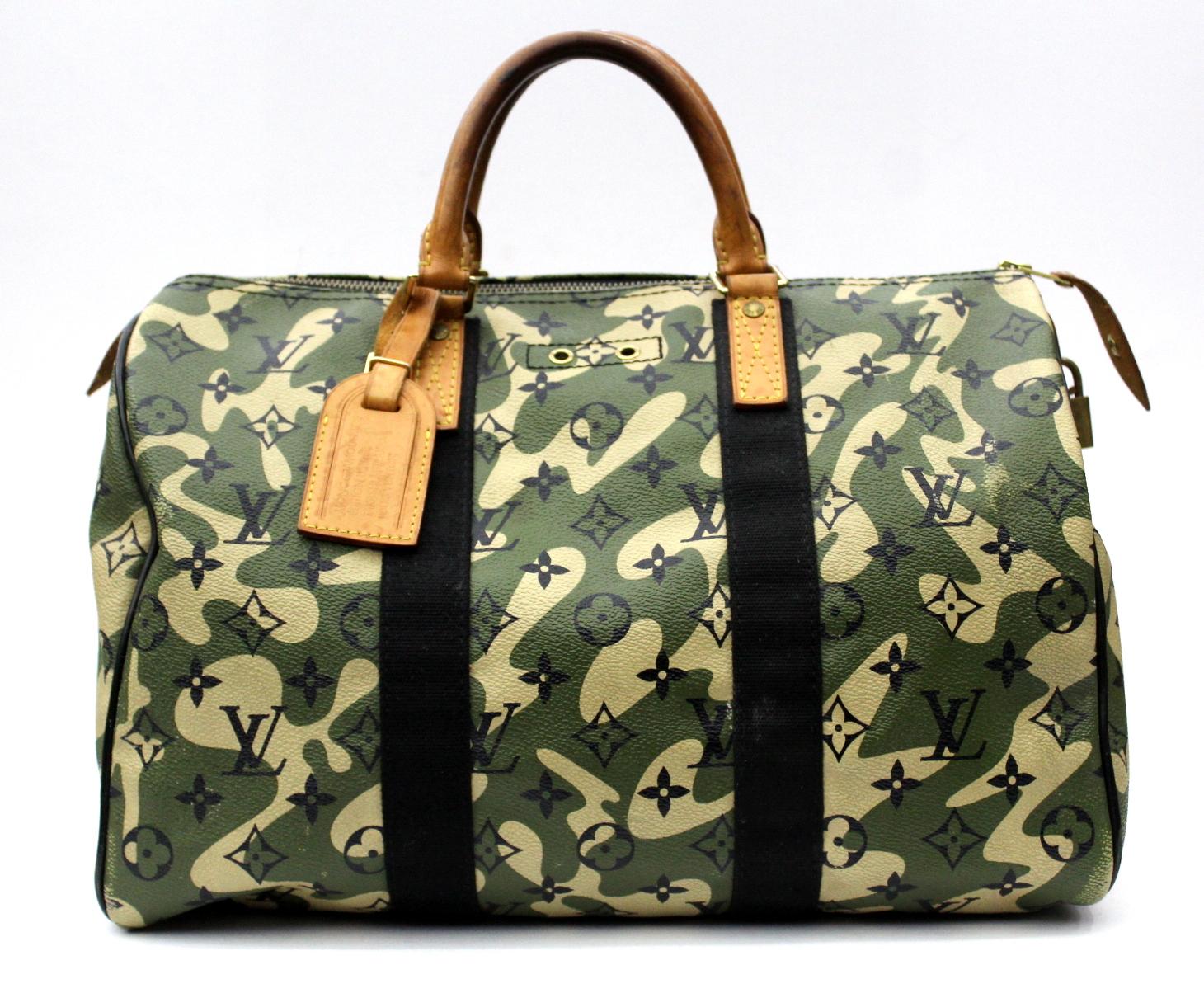 For this urban chic limited edition line, Takashi Murakami and Marc Jacobs re-invented Monogram canvas using the camouflage pattern. Highly sought after by collectors and fashionistas, the famous Monogram print is camouflaged with the classic