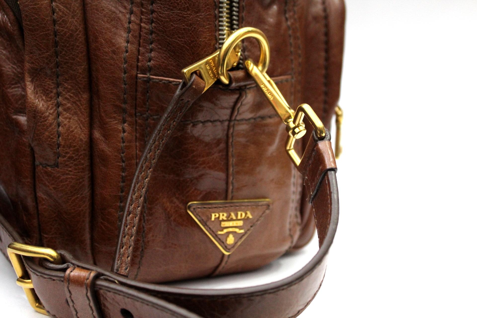 Prada Palissandro Calfskin Leather Shoulder Bag In Excellent Condition In Torre Del Greco, IT