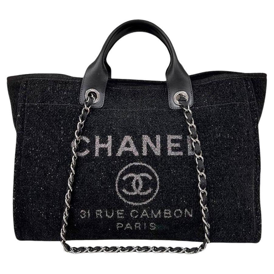 Chanel Deauville Tweed Nera Borsa A Spalla  For Sale