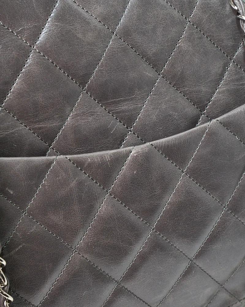 Chanel Delivery Tote Trapuntata Grigia en venta 2