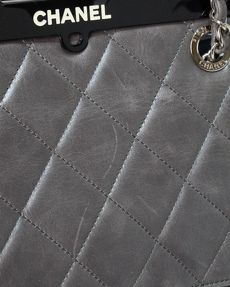 Chanel Delivery Tote Trapuntata Grigia en venta 7