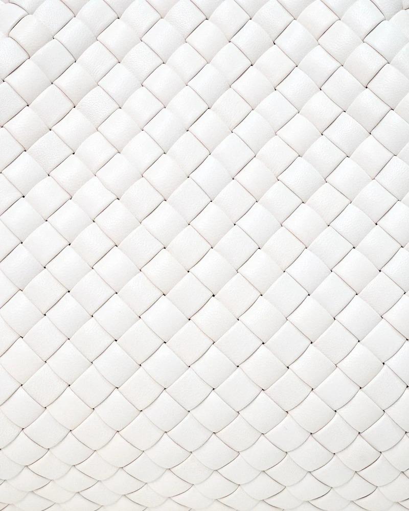 Bottega Veneta Handle Small Intrecciata Bianca in vendita 4