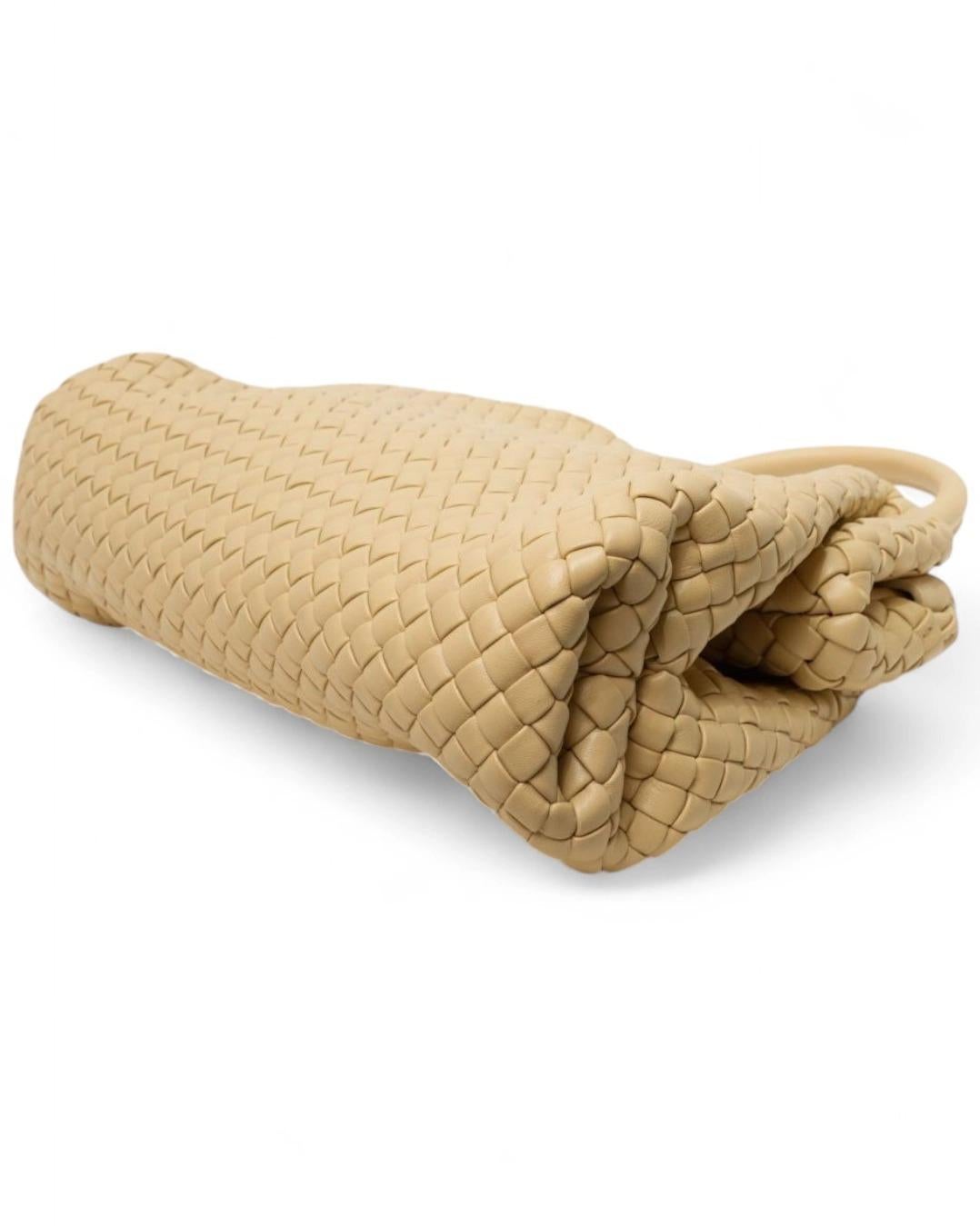 Bottega Veneta Handle Medium Intrecciata Beige en venta 1