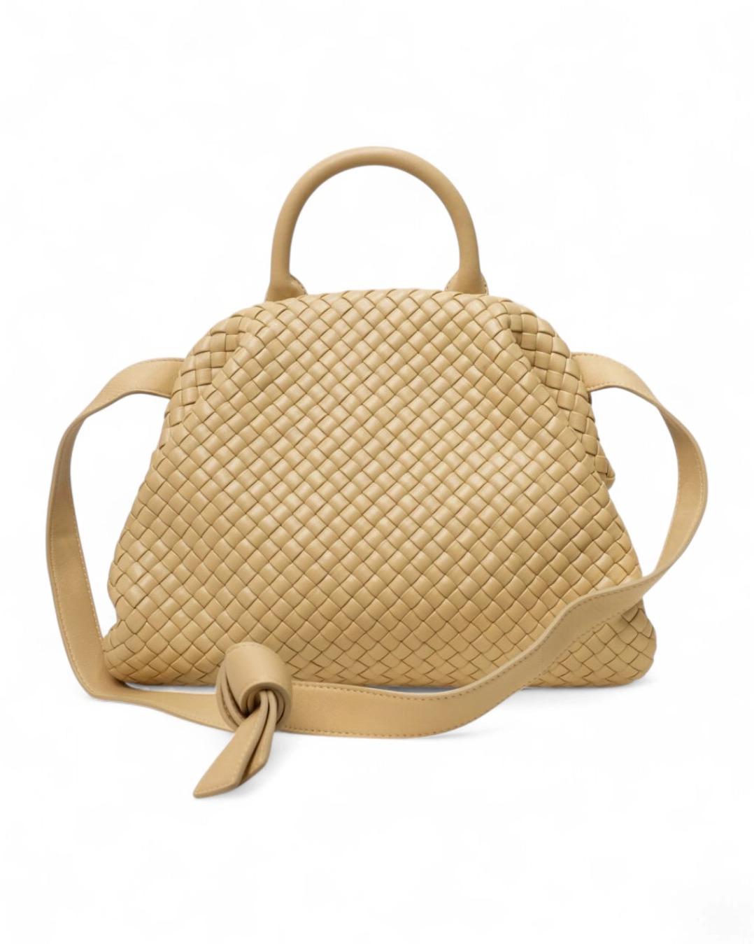 Bottega Veneta Handle Medium Intrecciata Beige en venta 7