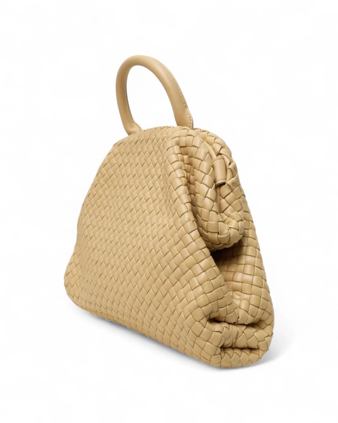 Bottega Veneta Handle Medium Intrecciata Beige en venta 5