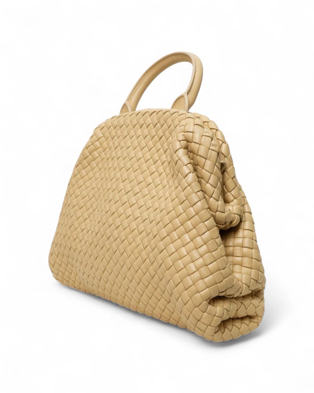 Bottega Veneta Handle Medium Intrecciata Beige en venta 4