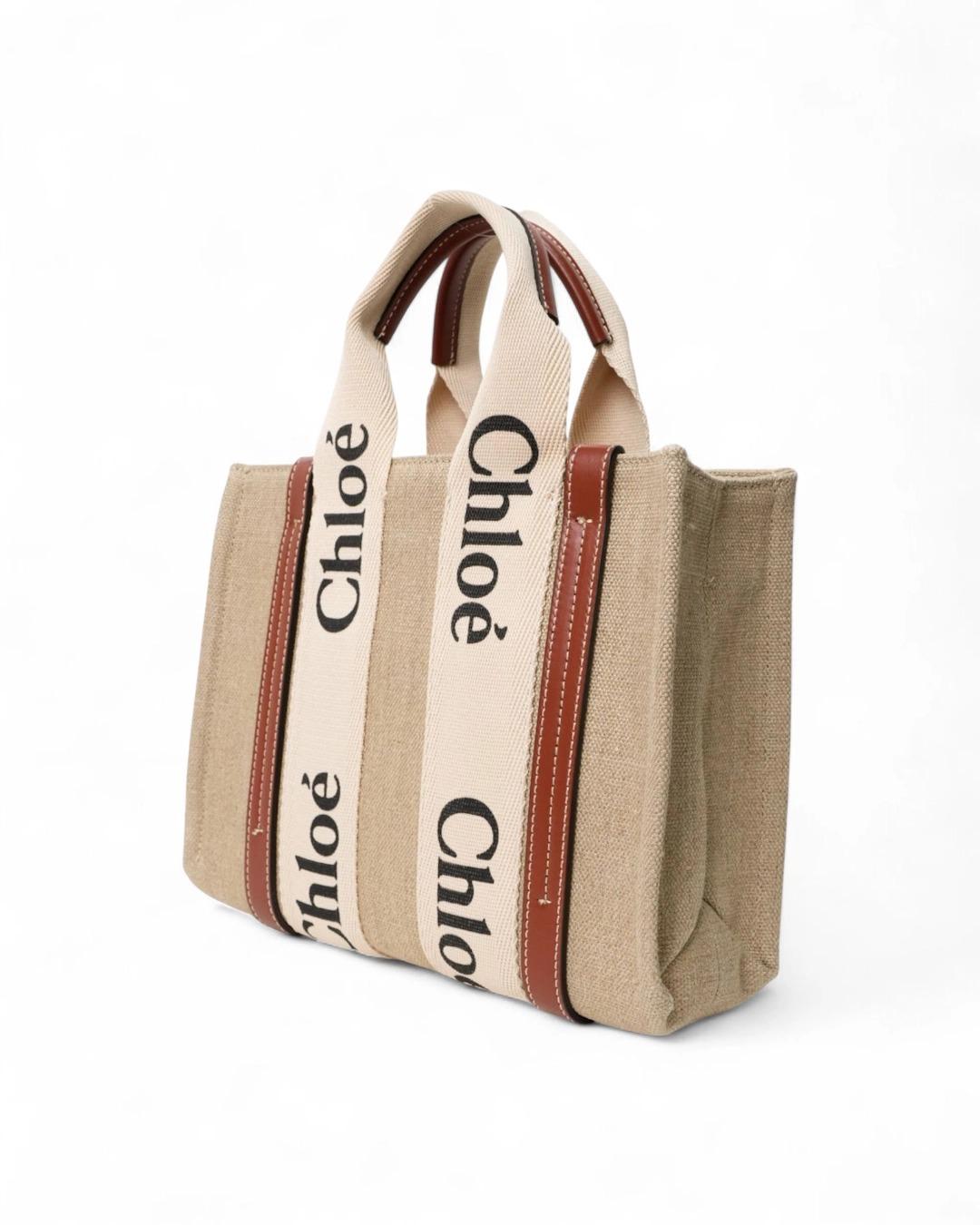 Chloé Tote Woody Small Lino Marrone In condizioni Nuovo in vendita a Torre Del Greco, IT
