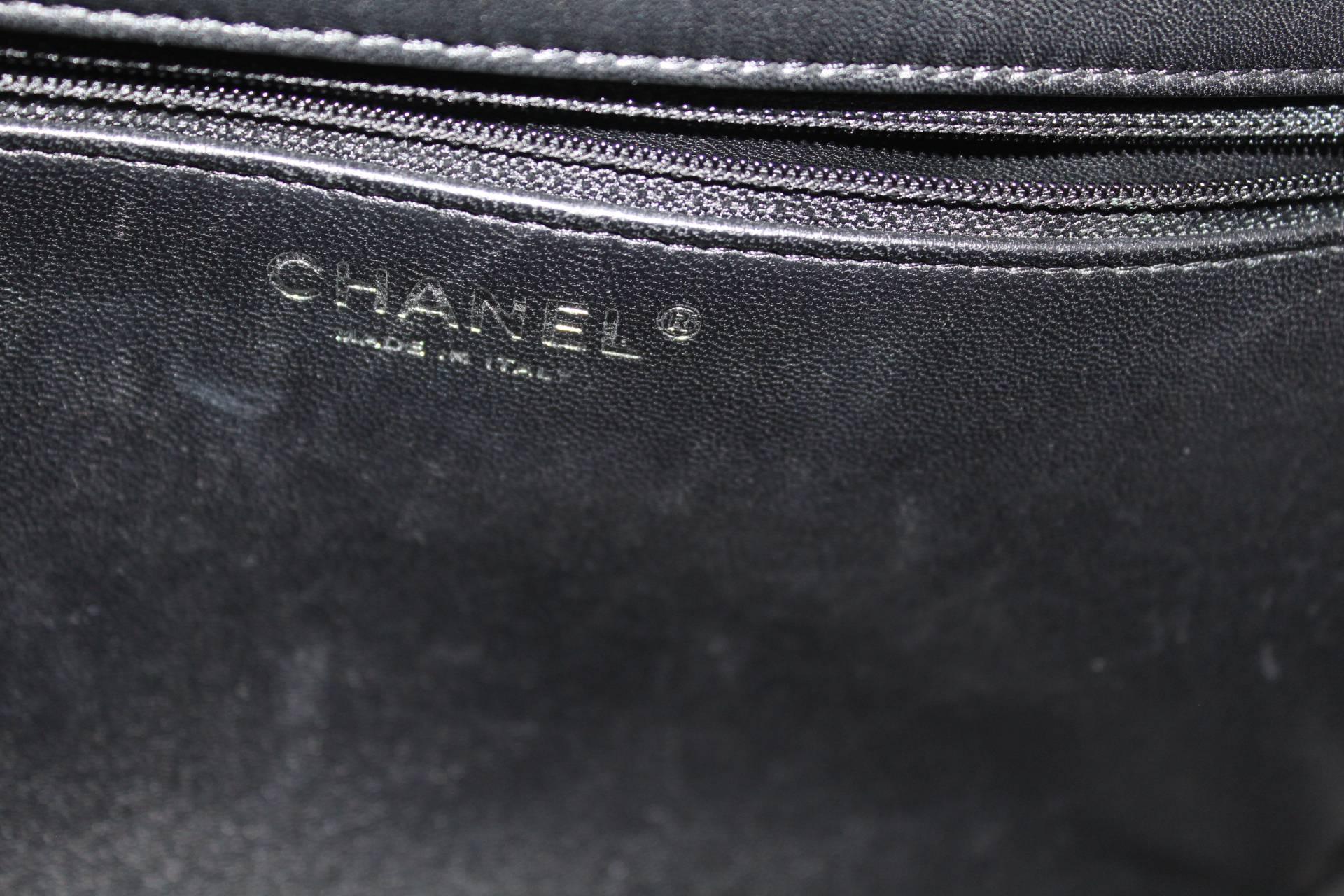 Chanel Shearling No. 5 Comic Silver Hardware Flap Bag, 2014 - 2015 In Excellent Condition In Torre Del Greco, IT