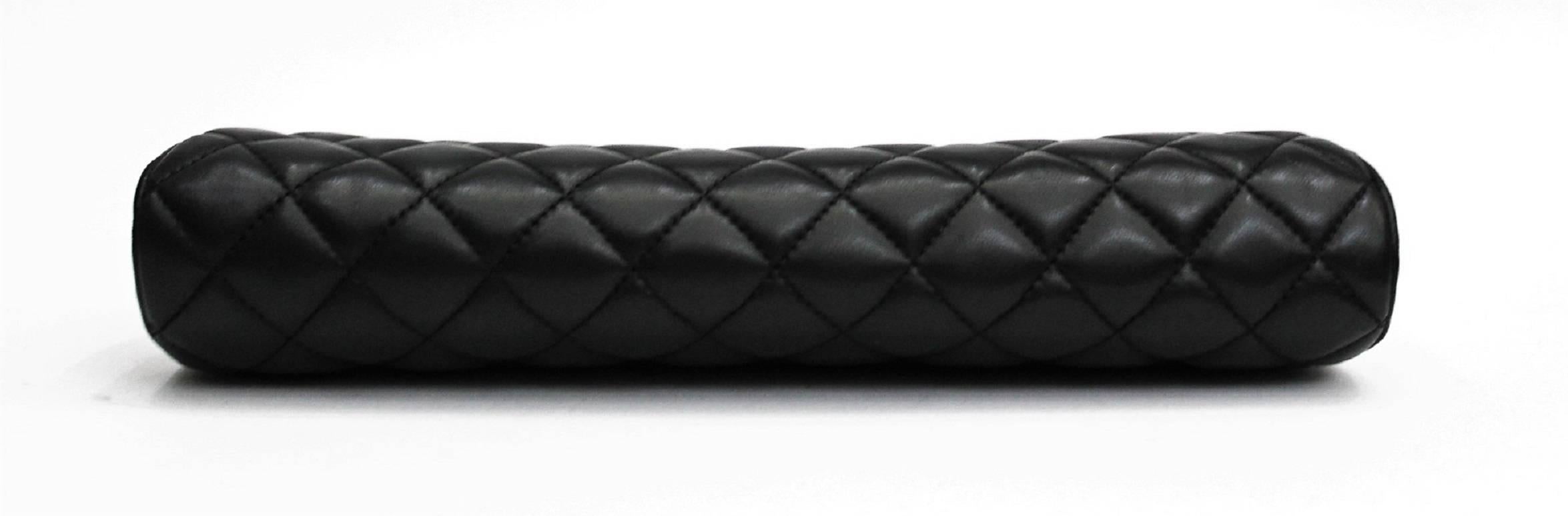 CHANEL Lambskin Quilted Timeless Clutch Black In Excellent Condition In Torre Del Greco, IT