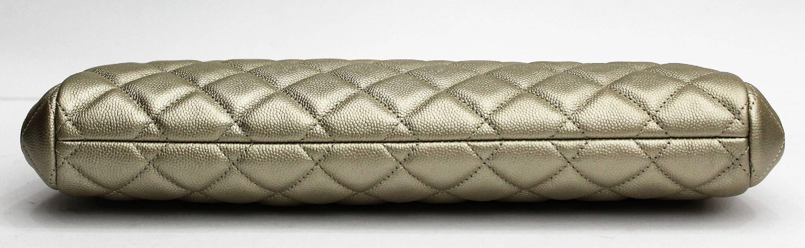 Brown Chanel Clutch Gold Grained Leather  collection 2016/2017