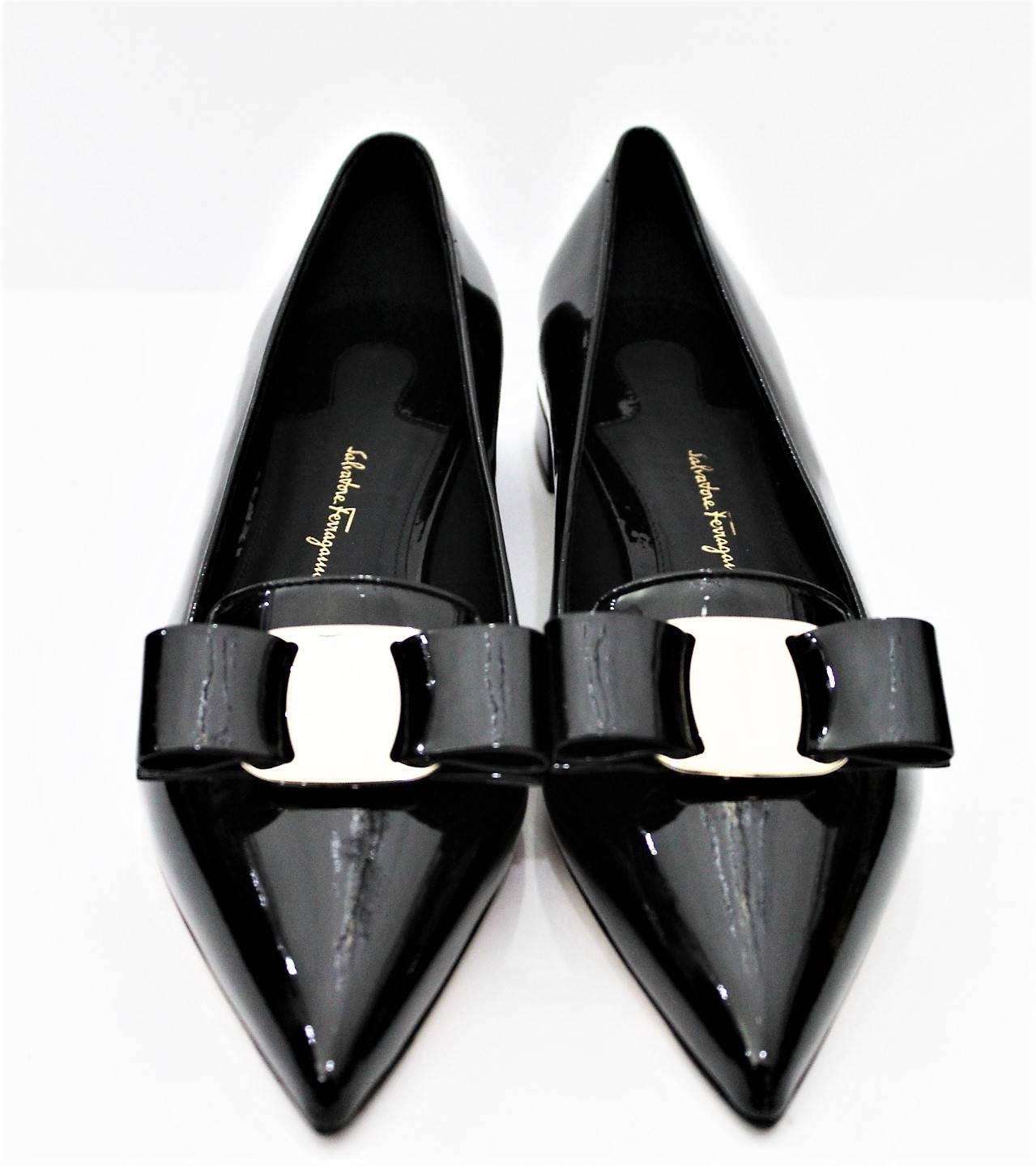 Black Salvatore Ferragamo shoes Slip-on Vara Bow