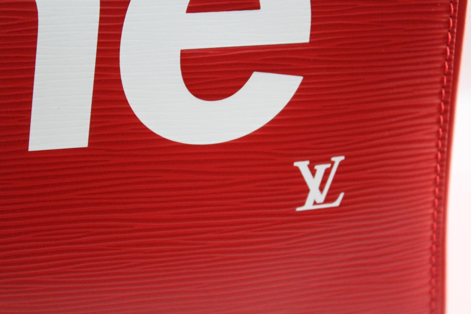 Louis Vuitton X Supreme Epi Keepall Bandouliere 45 Red In Excellent Condition In Torre Del Greco, IT