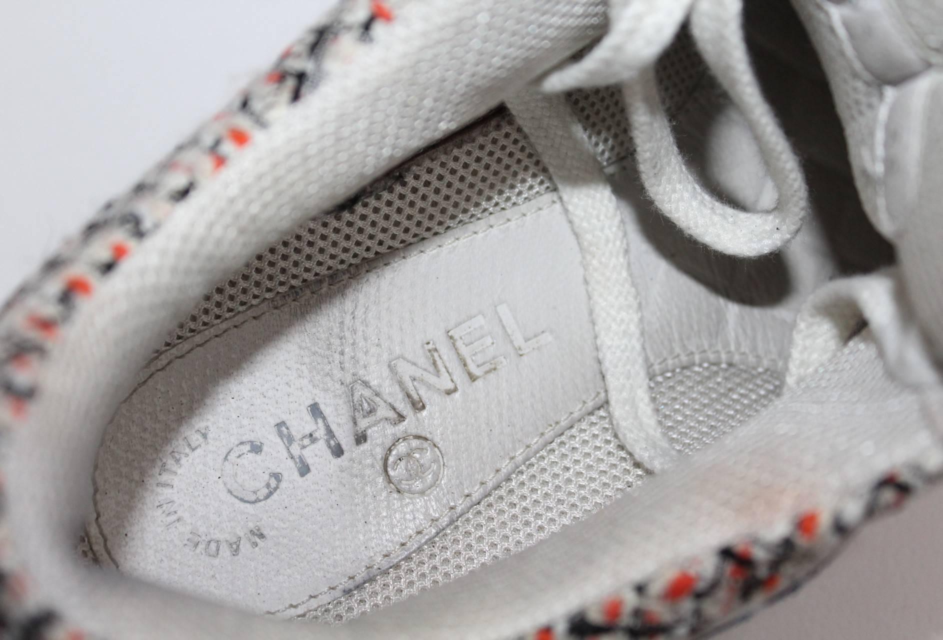 Chanel 13S Multi-color Tweed Sneakers In Good Condition In Torre Del Greco, IT