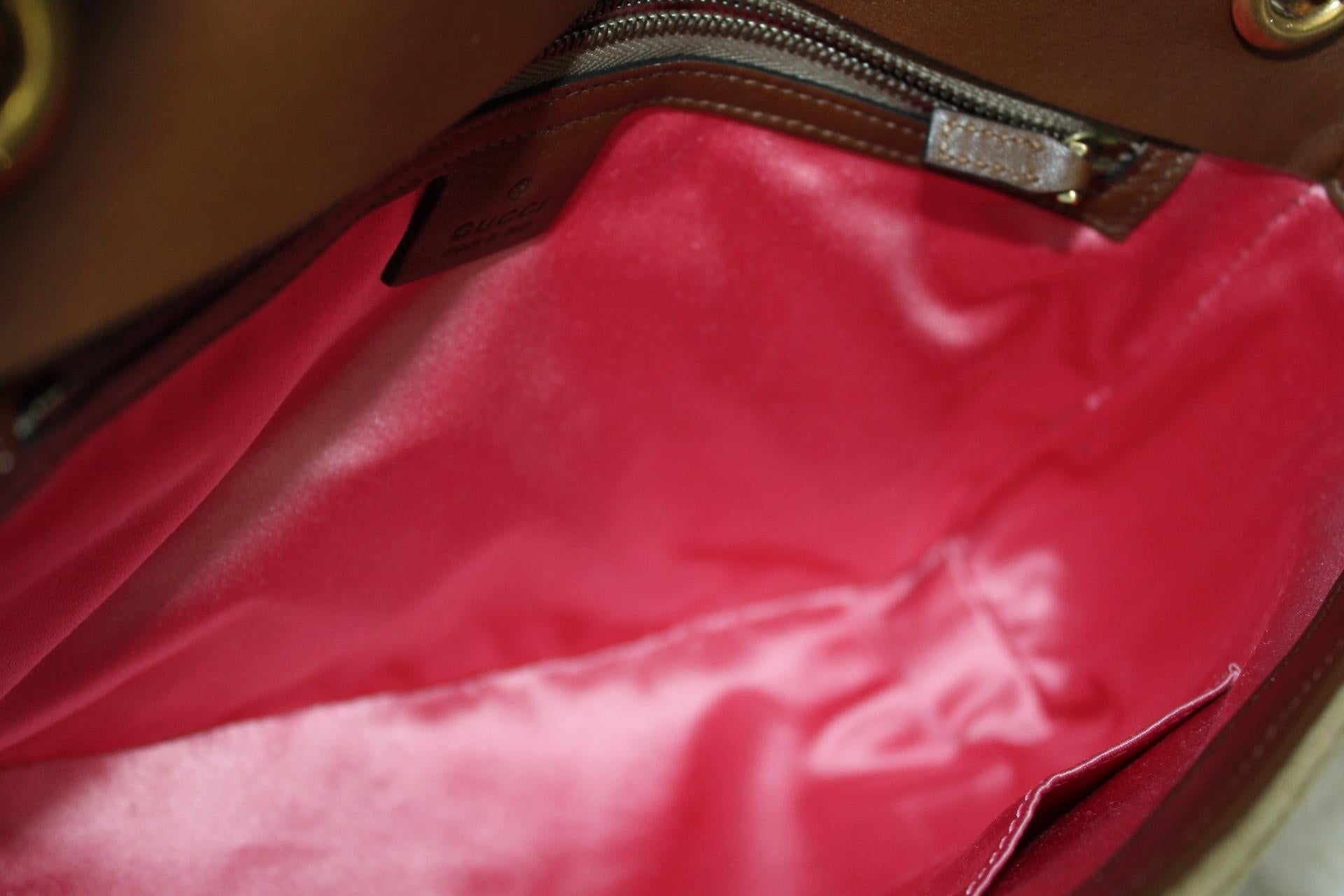 Gucci Brown Marmont Velvet Bag In New Condition In Torre Del Greco, IT