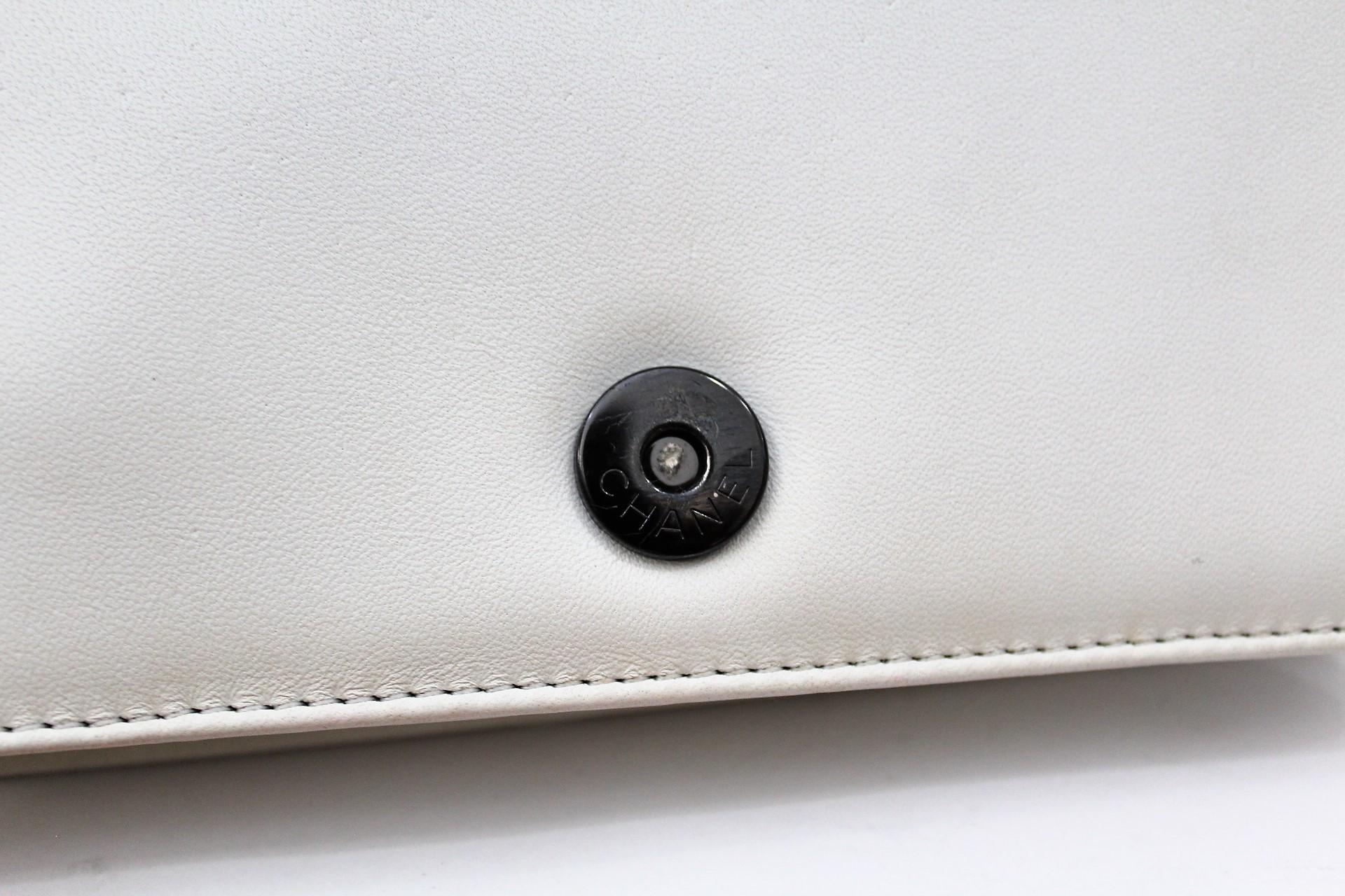 Chanel White Leather Interlaced Chain Mini Clutch Bag 6
