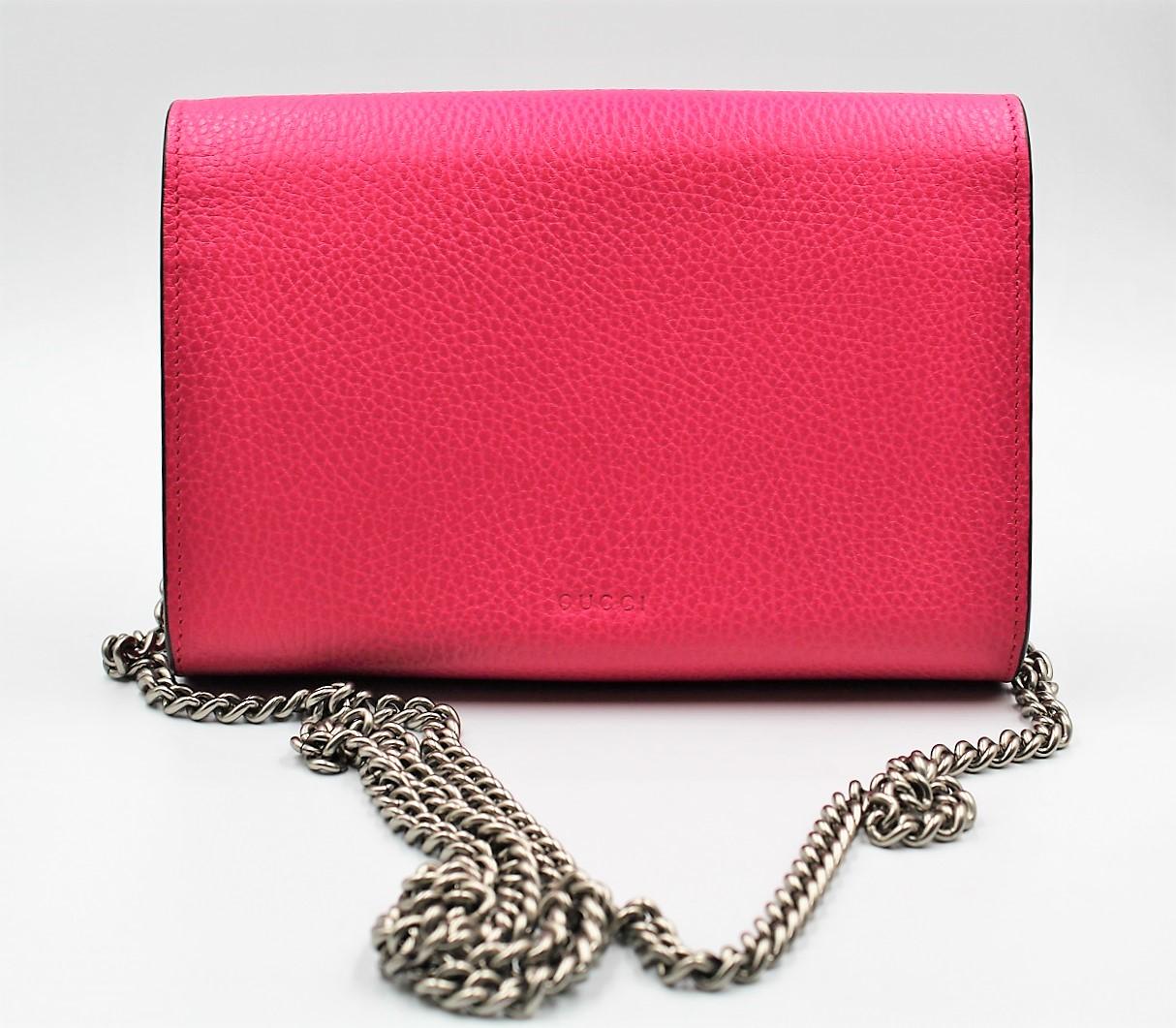 Gucci Dionysus Fuchsia Leather Mini Bag In New Condition In Torre Del Greco, IT