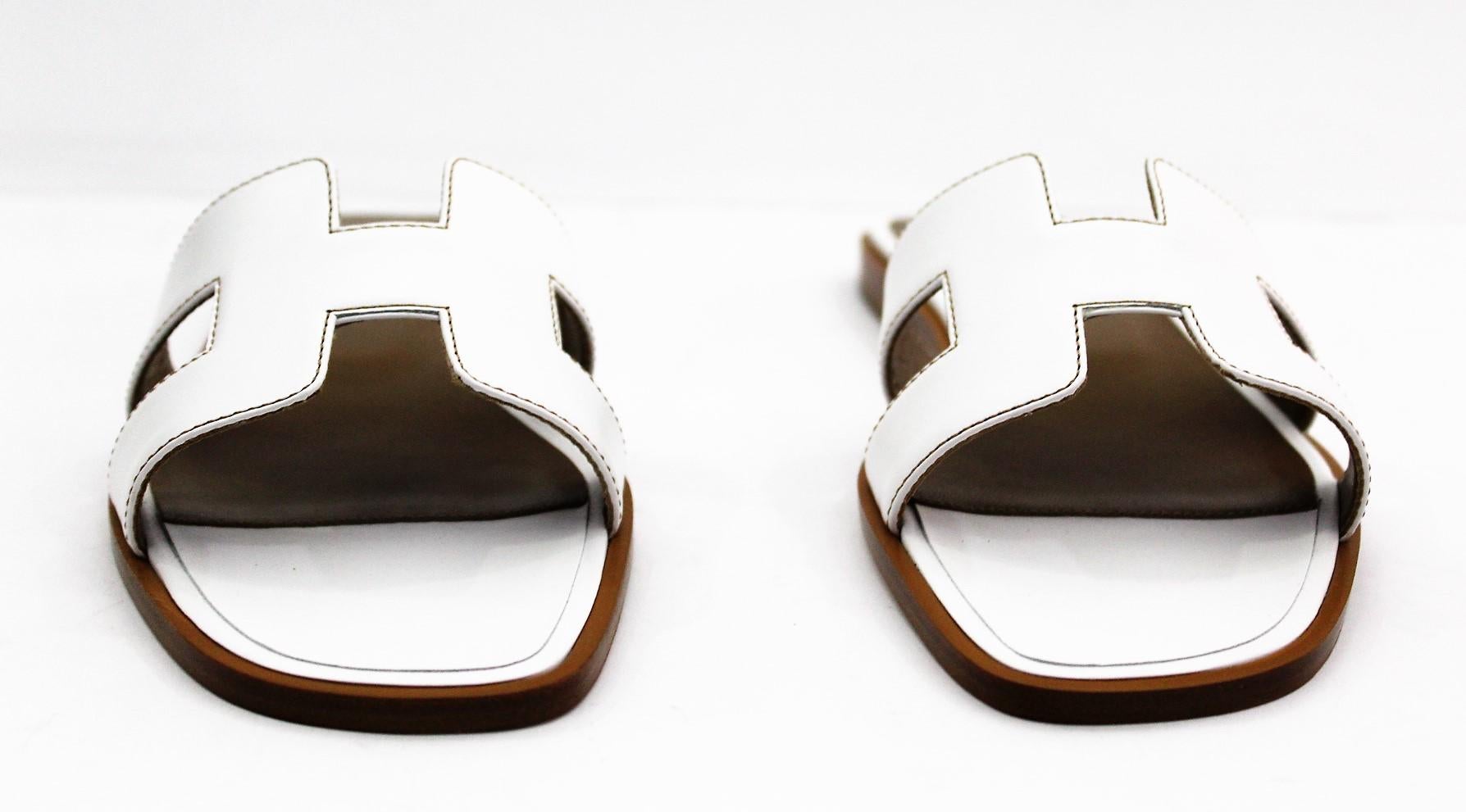 Hermes White Leather Oran Sandals In New Condition In Torre Del Greco, IT