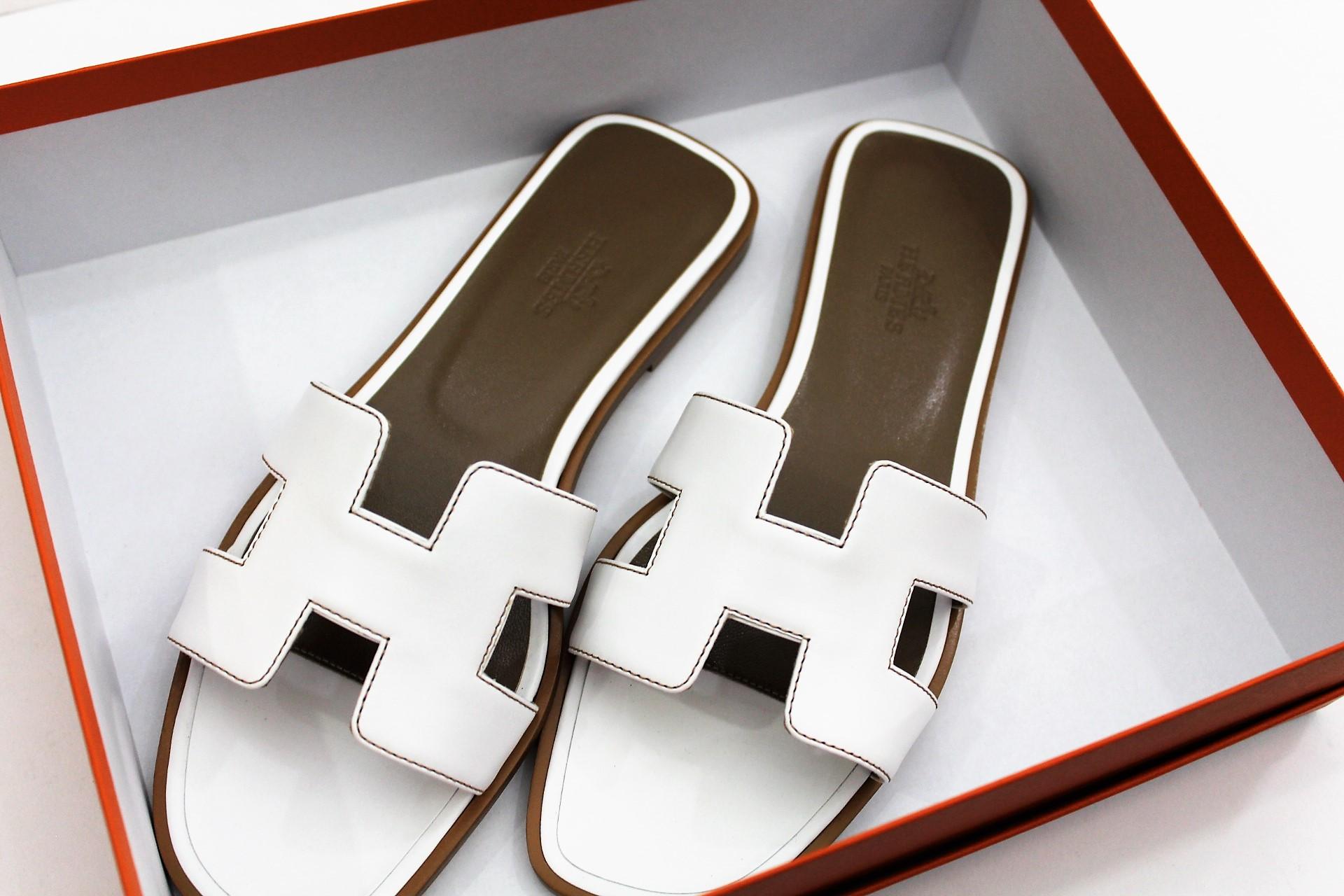 Hermes White Leather Oran Sandals 2