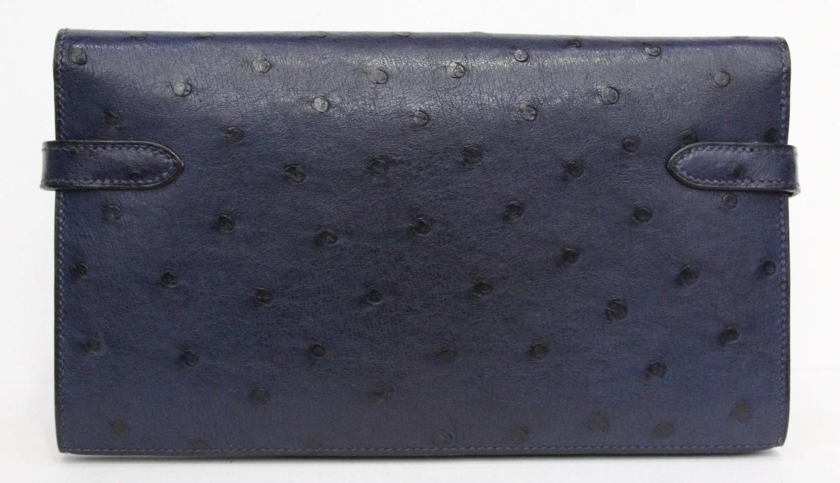 HERMES Ostrich Kelly Longue Wallet Bleu Roi In Excellent Condition In Torre Del Greco, IT