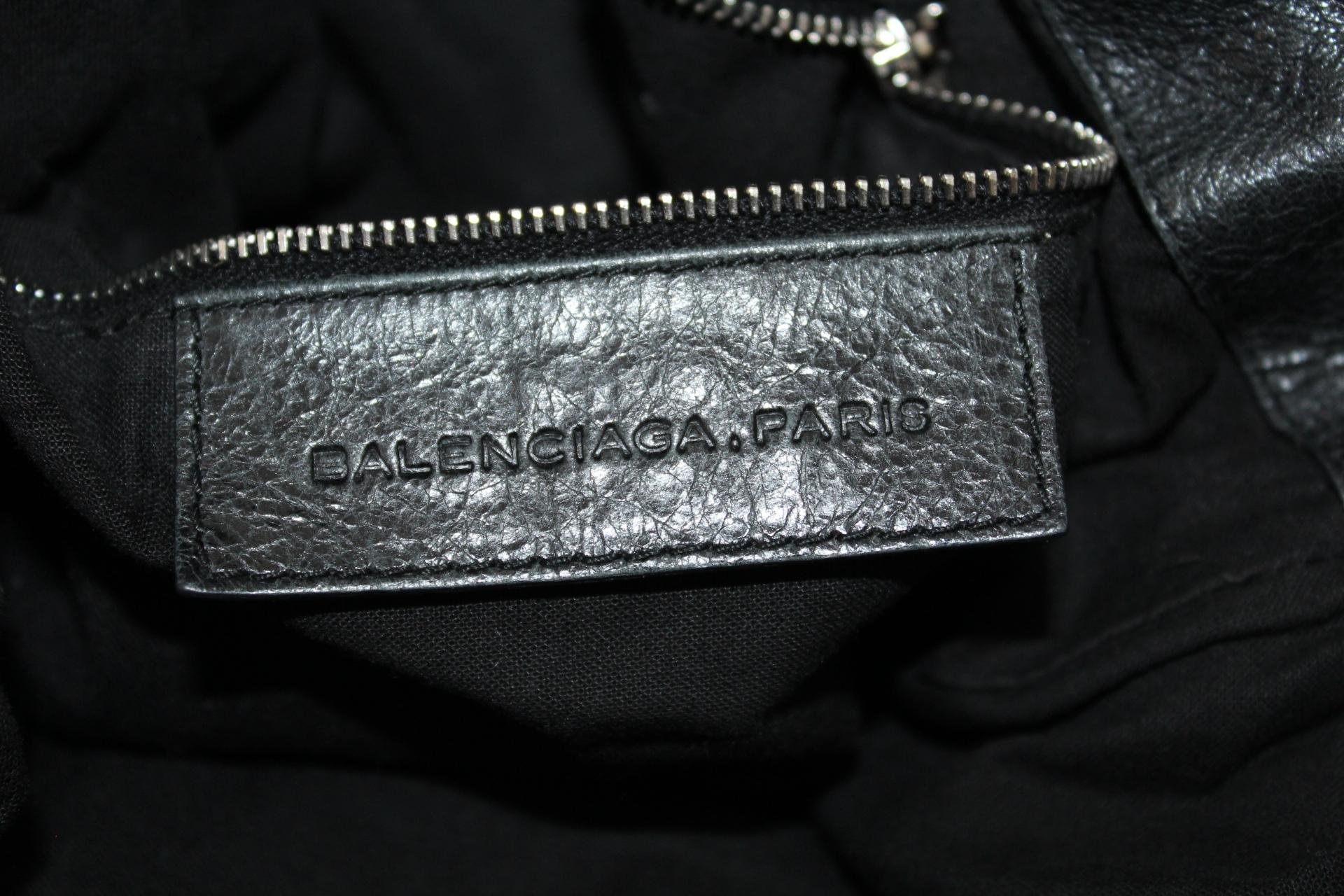 Balenciaga Leather Carly Shoulder Bag In Good Condition In Torre Del Greco, IT