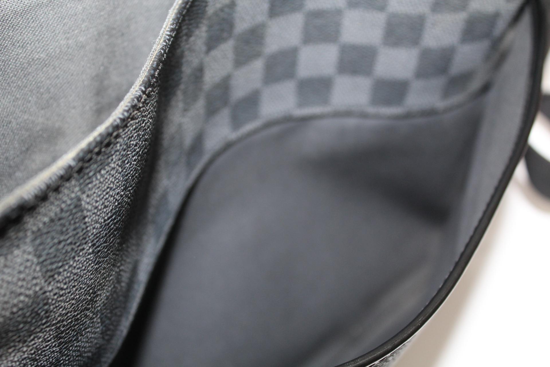 Men's Louis Vuitton  Damier Graphite Crossbody  Bag