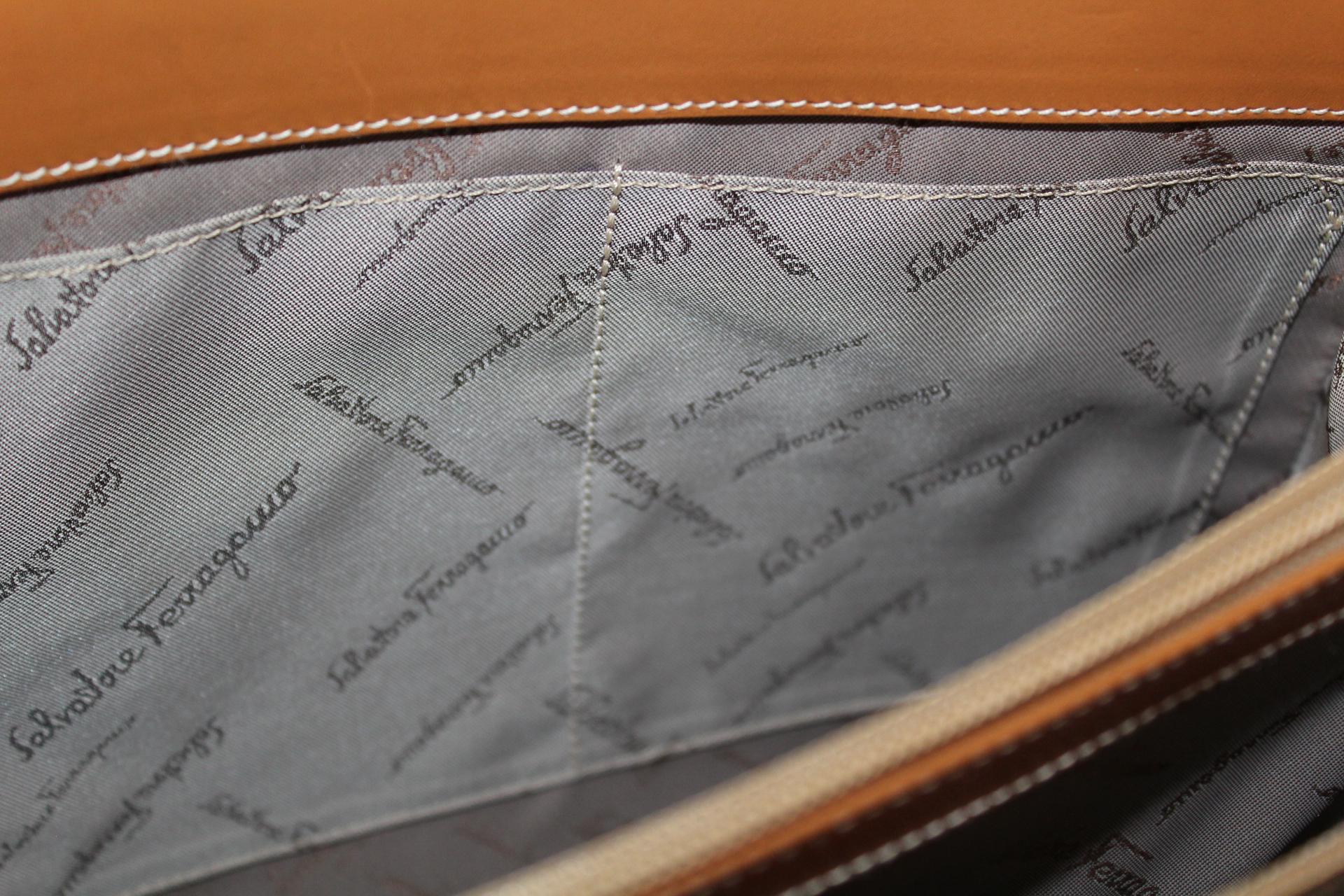 Salvatore Ferragamo Leather Shuolder Bag 3