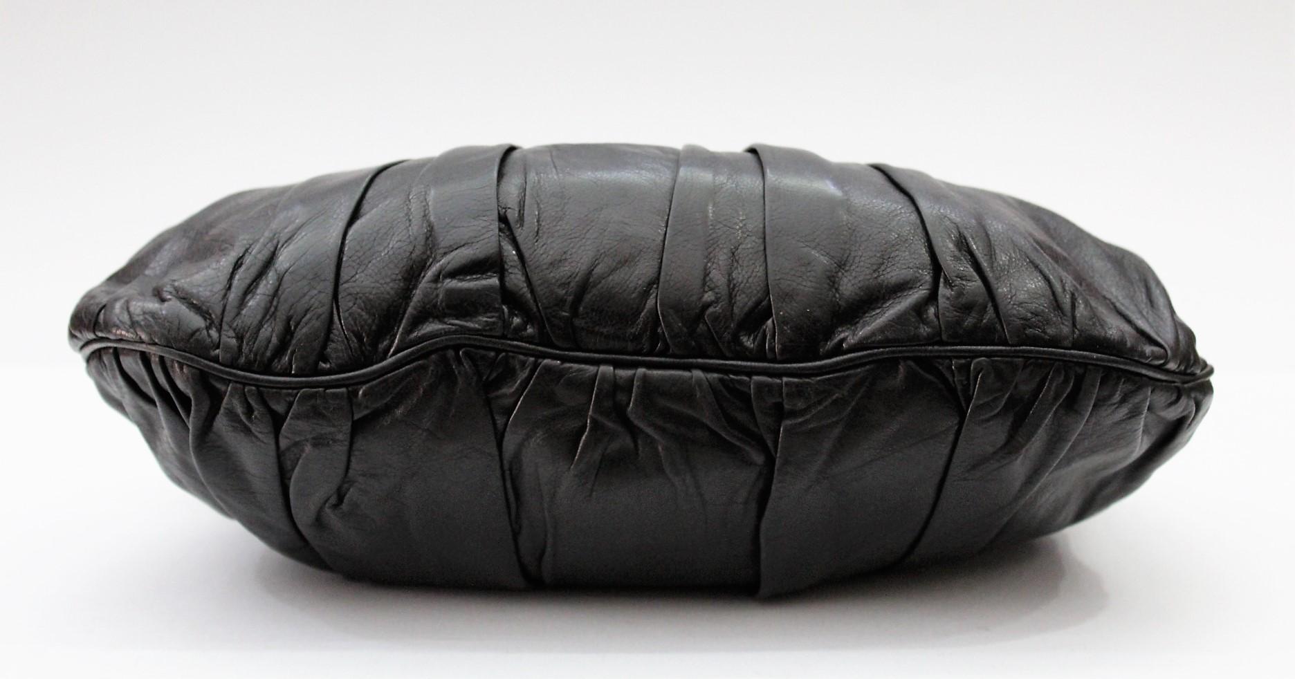 Gucci Black Leather Top Handle Bag 3