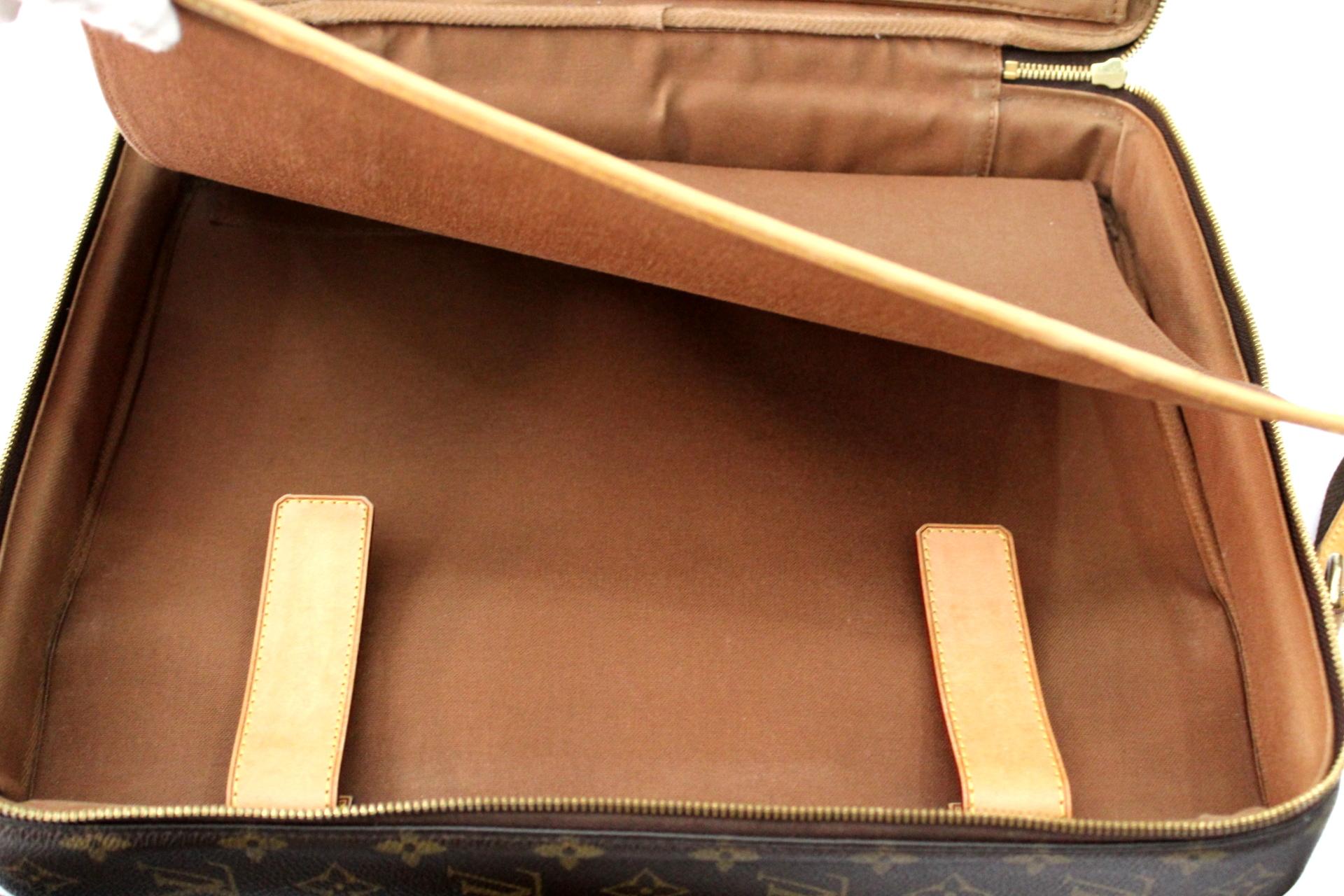 Louis Vuitton Business Bag Icare Messenger Crossbody Bag 2