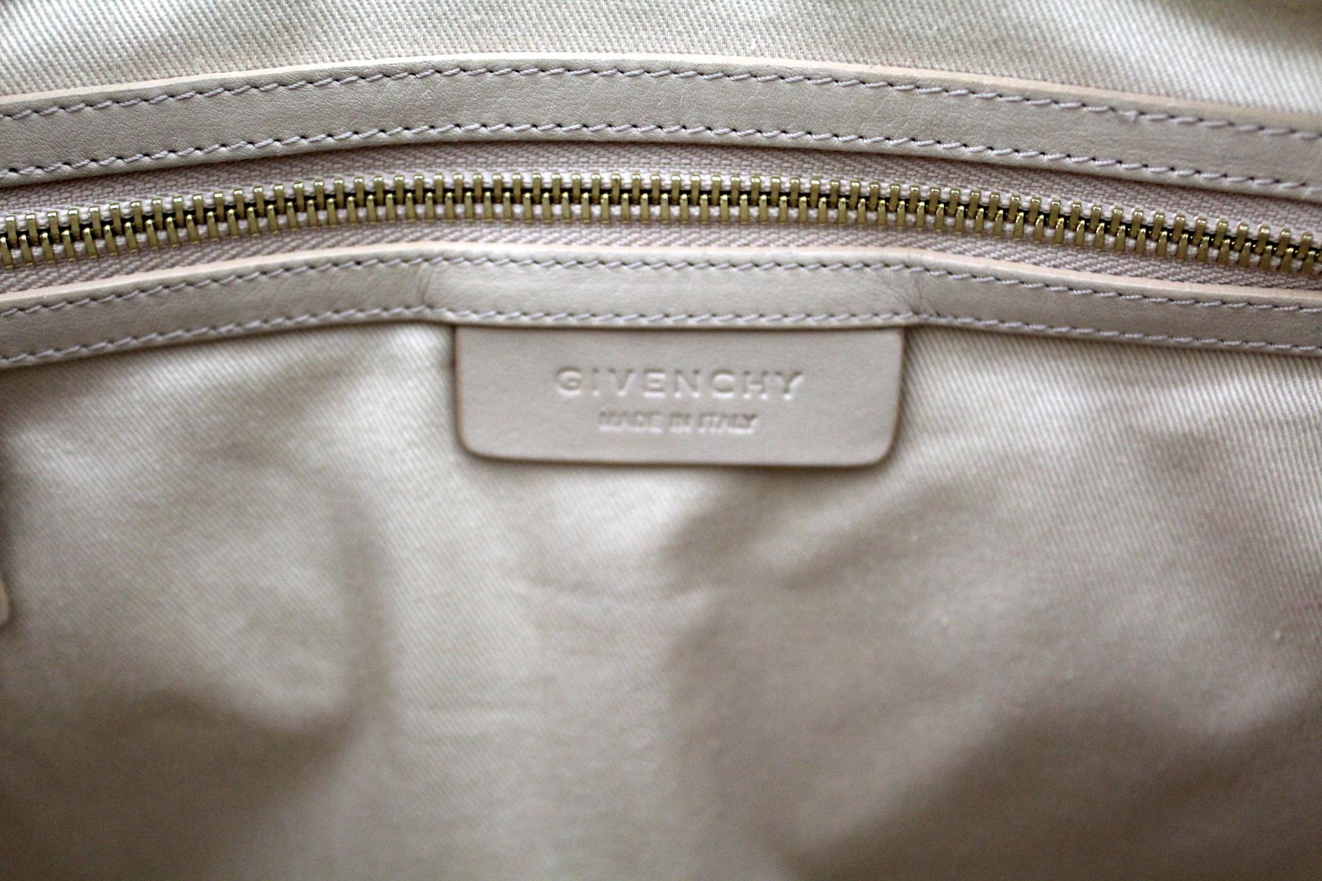 Givenchy Sugar Goatskin Leather Medium Antigona Bag 7