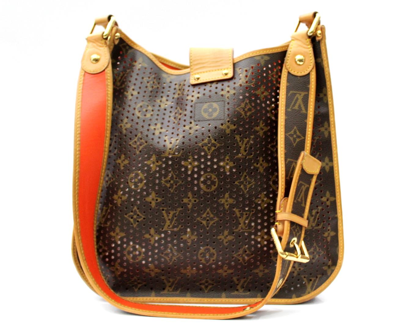 Louis Vuitton Limited Edition Musette Perforated In Good Condition In Torre Del Greco, IT