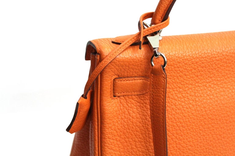 Women's Hermes Orange Leather Kelly Taurillon Clemence 32cm Bag For Sale