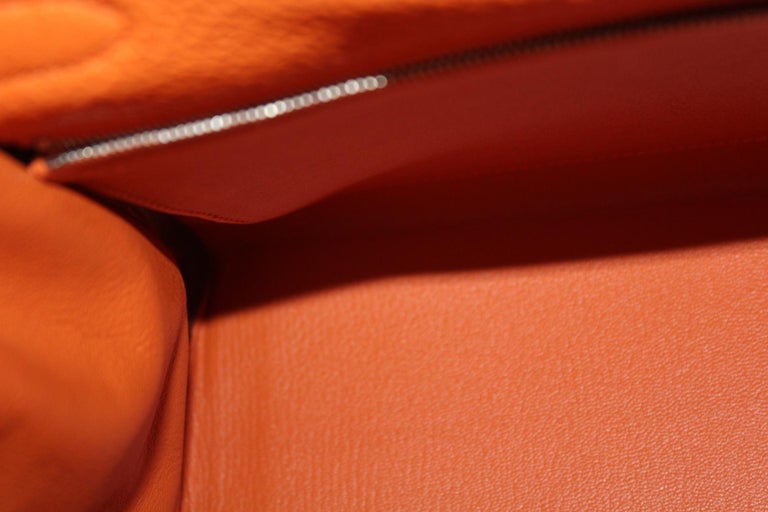 Hermes Orange Leather Kelly Taurillon Clemence 32cm Bag For Sale 11