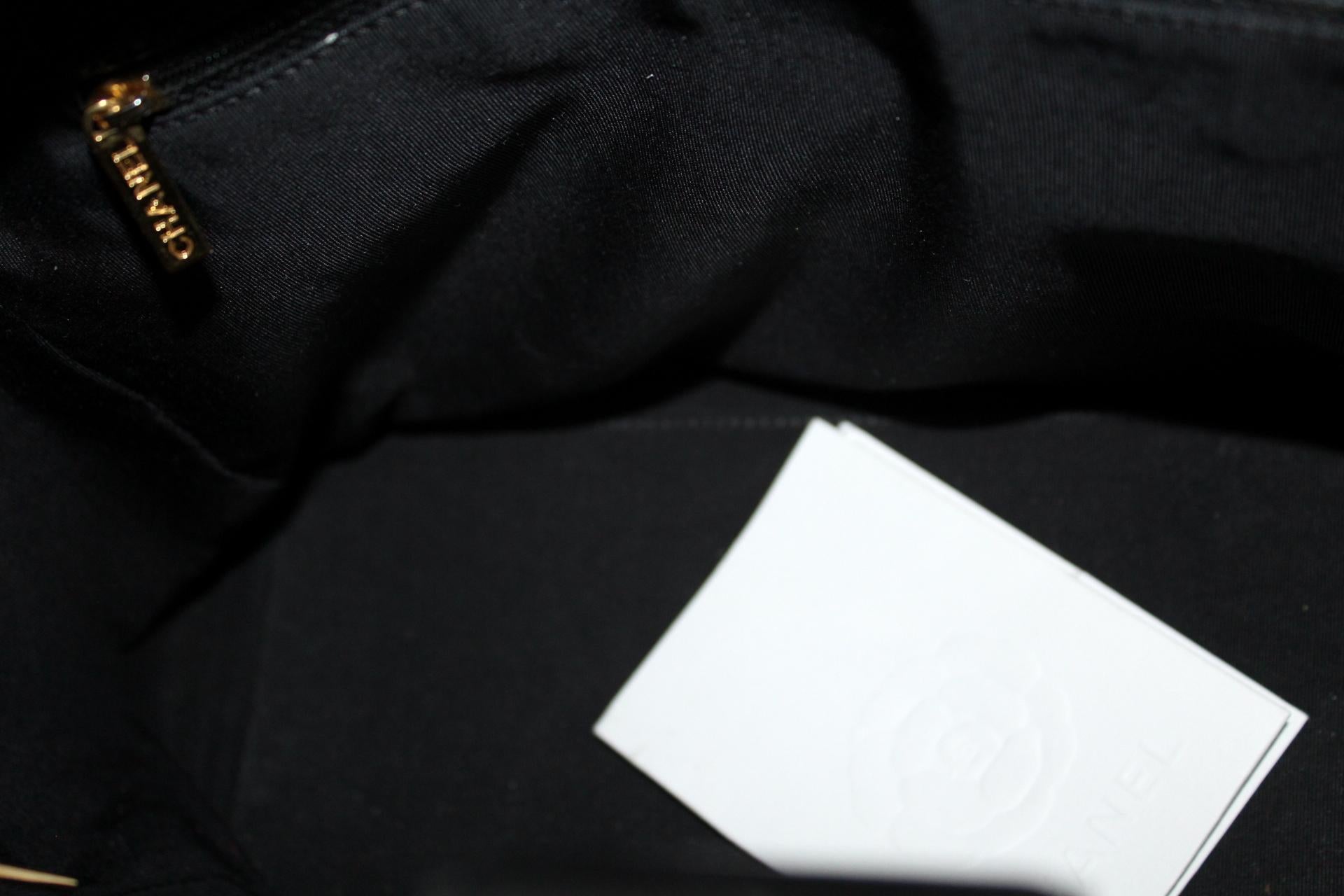 2013/2014 Chanel Black Leather Executive Bag 4