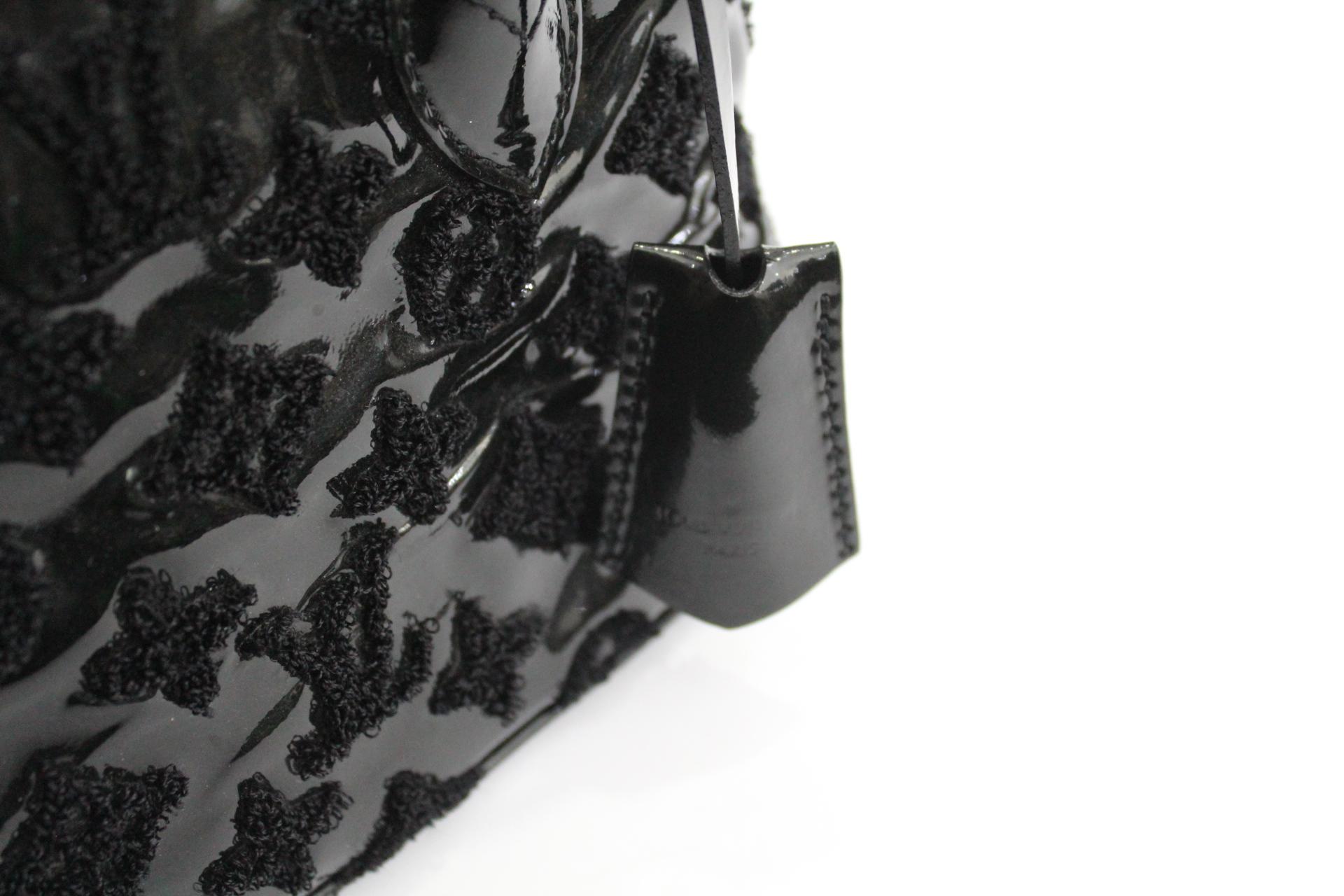 2012 Louis Vuitton Black Patent Leather Lockit Limeted Edition Bag In Excellent Condition In Torre Del Greco, IT