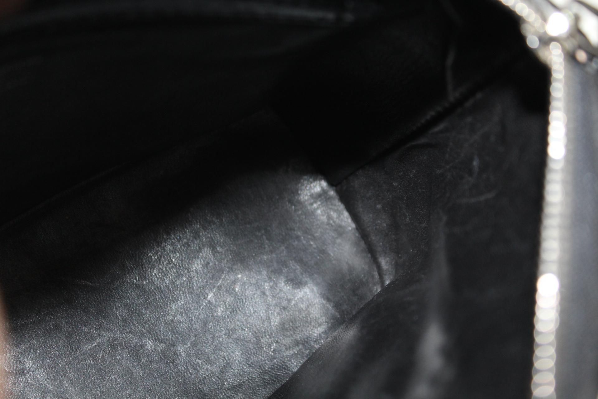 2012 Louis Vuitton Black Patent Leather Lockit Limeted Edition Bag 5