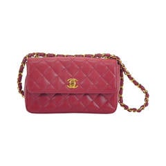 Chanel Classic Lamb Skin "Red " Vintage Bag .1980, s .19 cm size