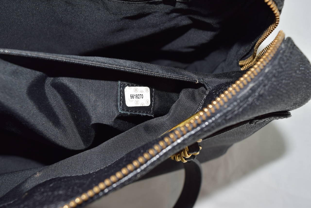 Chanel Boston Bag Black Caviar Shoulder Bag :Circa :1999 4