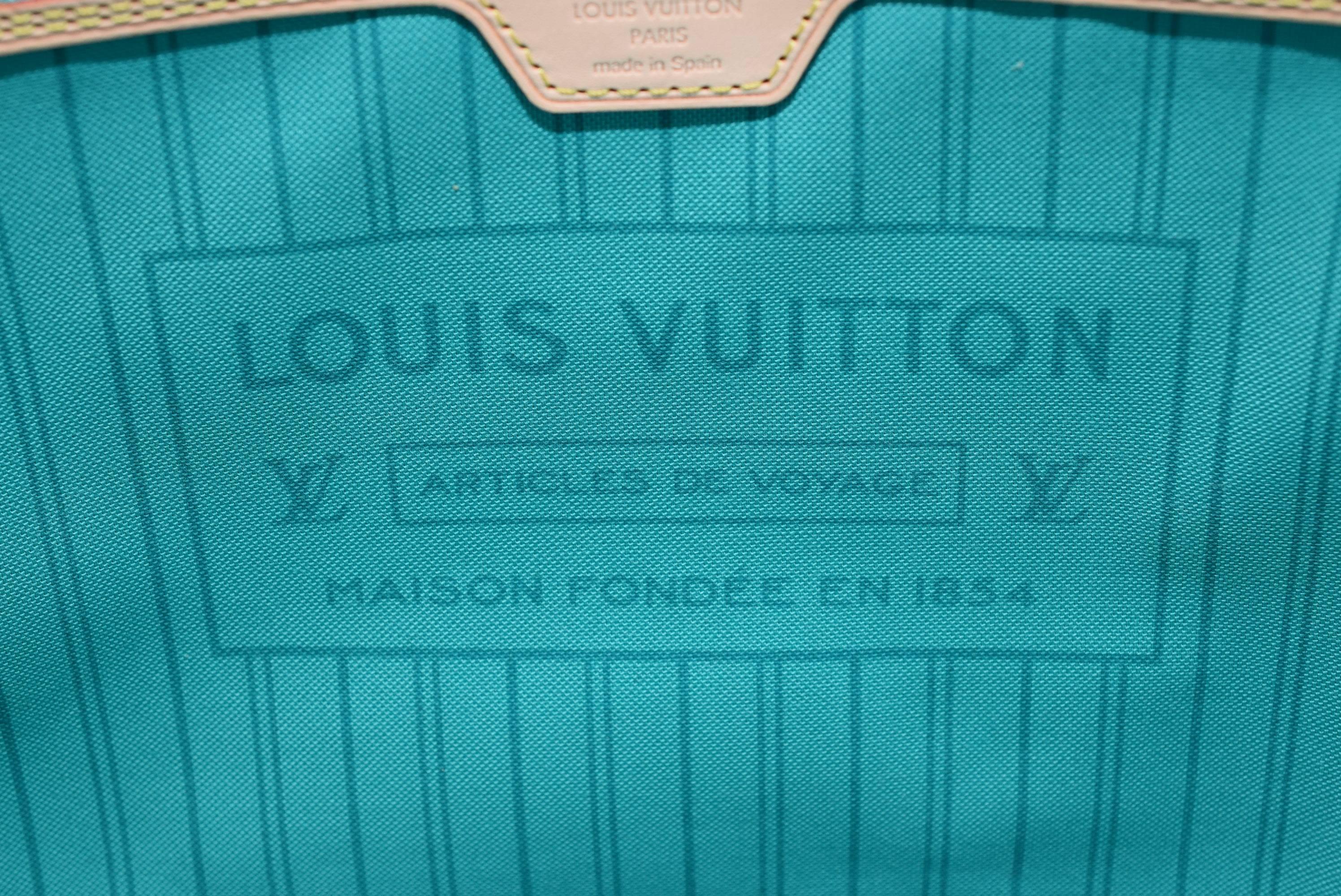 LOUIS VUITTON Limited Edition Monogram V Neverfull Mm Turquoise Tote Bag In New Condition In New York, NY