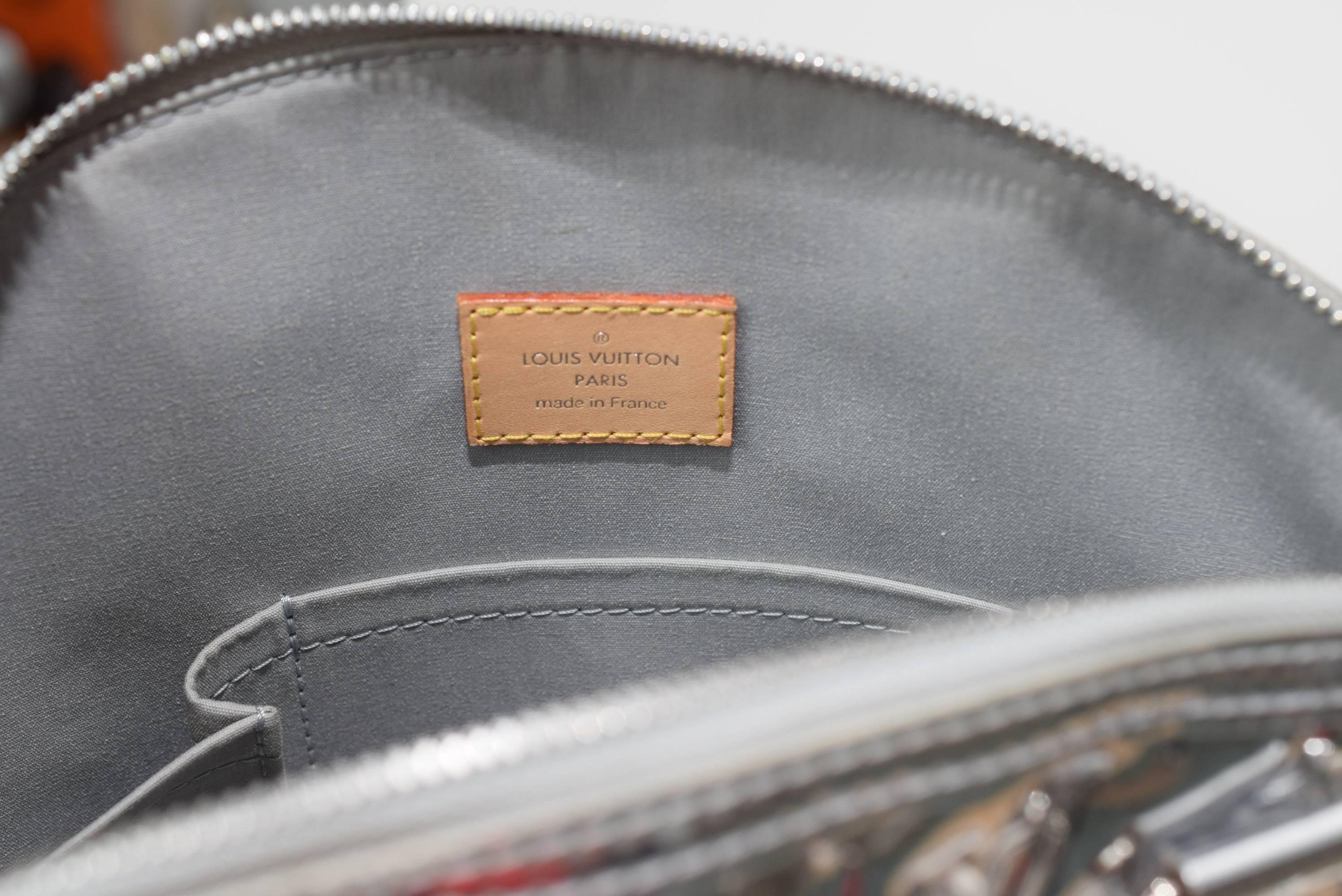 RARE!! Louis Vuitton Limited Edition Silver Monogram Miroir Lockit Bag. 5