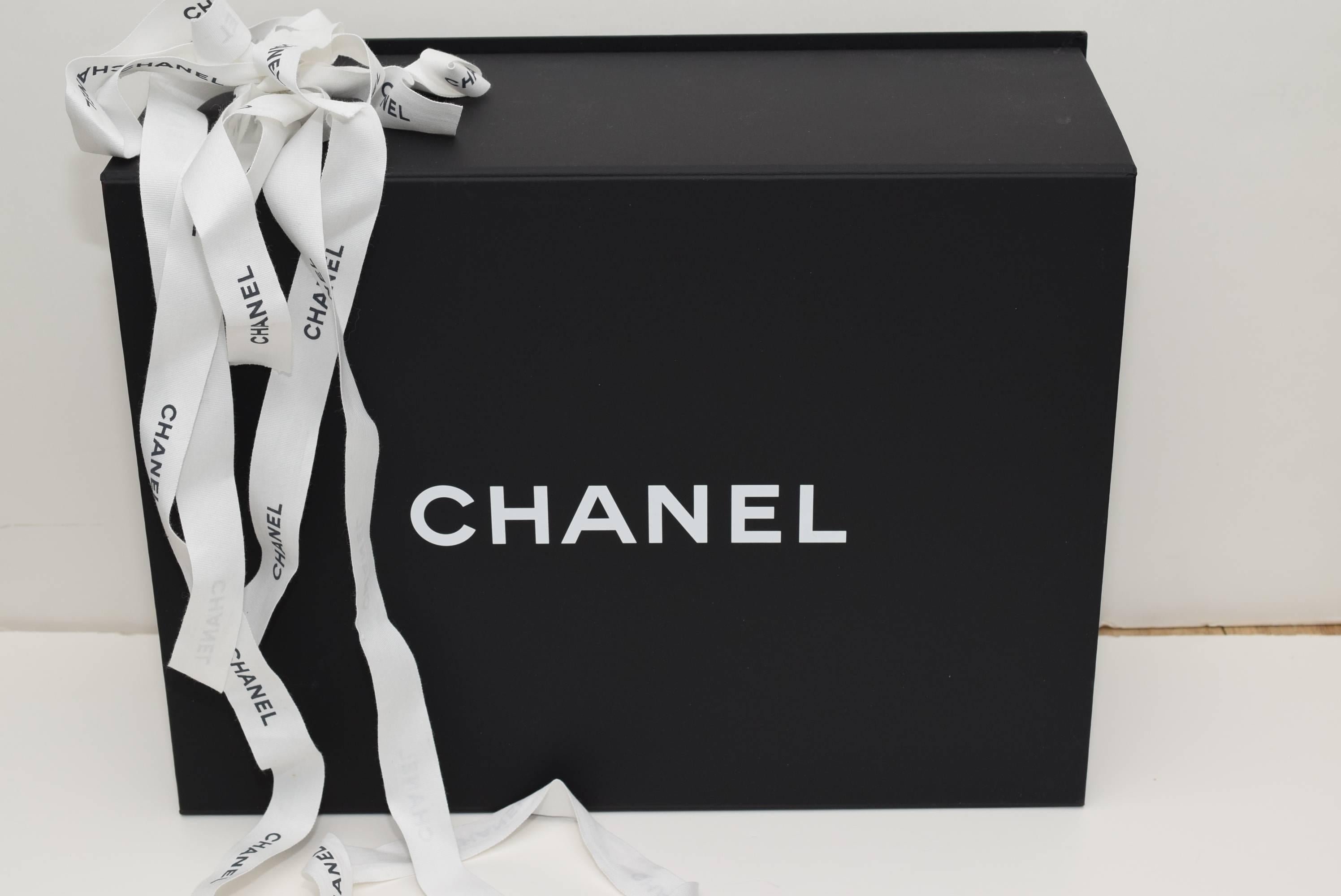 Black Like New Chanel Light Burgundy patent 2.55 Reissue double Flap 227 Shoulder Bag