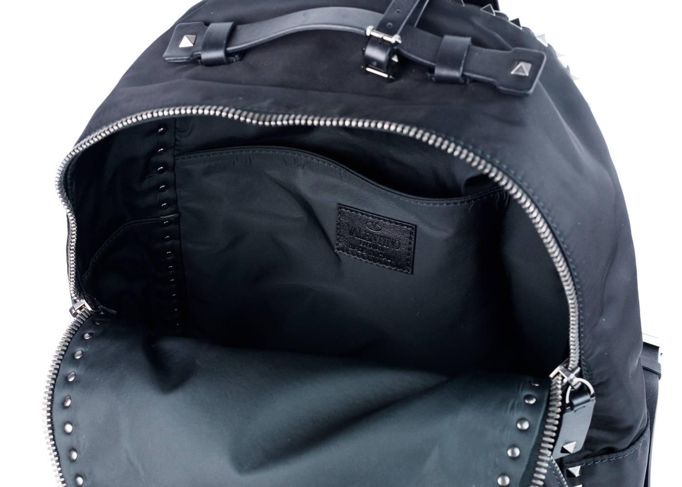 Valentino Solid Black Rockstud Nylon Backpack In New Condition For Sale In Brooklyn, NY