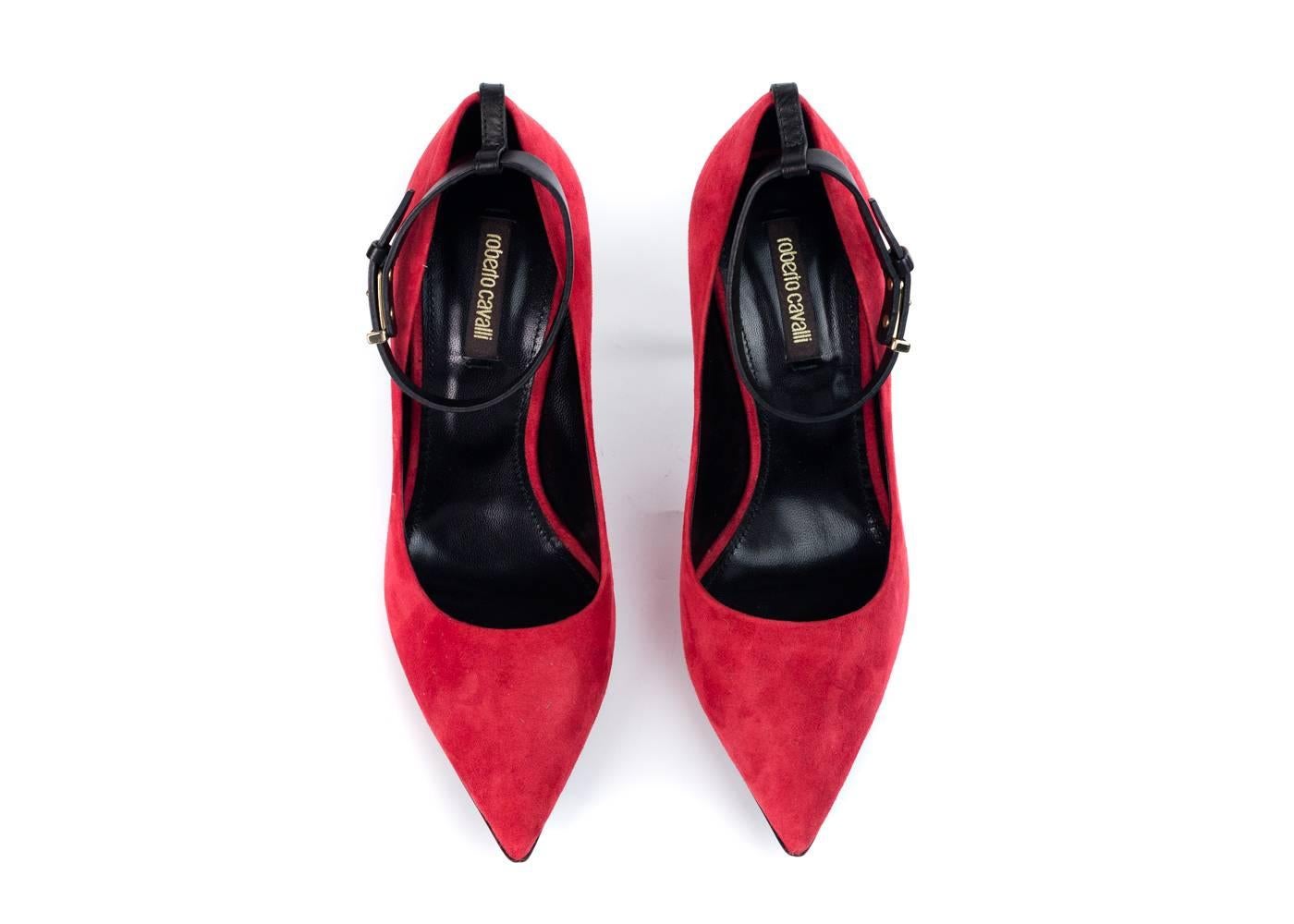 Brand New Roberto Pumps
Original Box & Dust Bag Included
Retails in Stores & Online for $790
Size IT 37 / US 7 Fits True to Size

Roberto Cavalli's luxurious red suede pumps feature a gold hardware, leather ankle straps, leather trimming in the