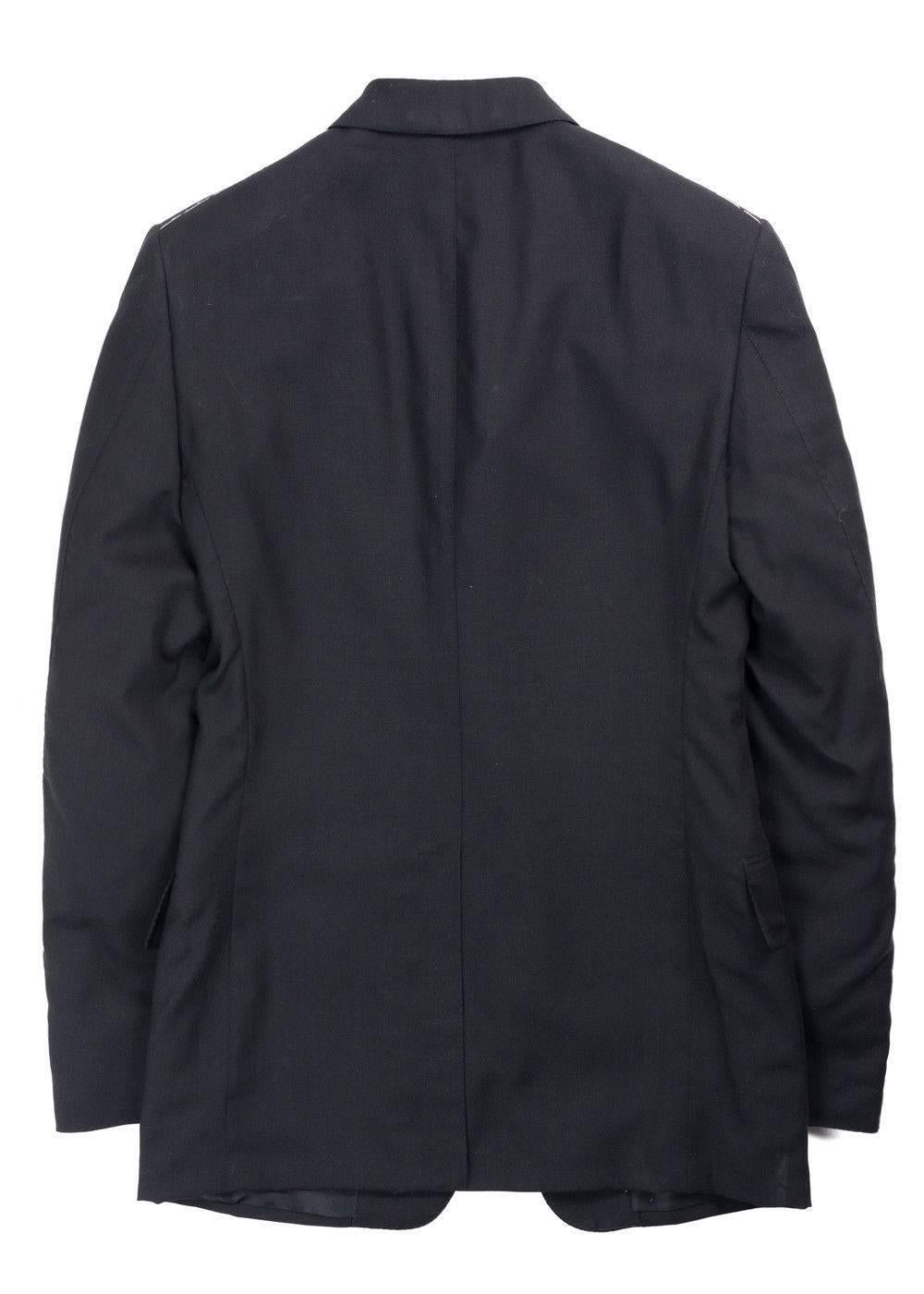 Brand New Tom Ford Shelton Jacket
Original Tags & Hanger Included
Retails in Stores & Online for $5160
Size EUR 46R / US 36 Fits True to Size


Lend a hint of effortless sophistication to your formal repertoire courtesy of Tom Ford's Shelton base