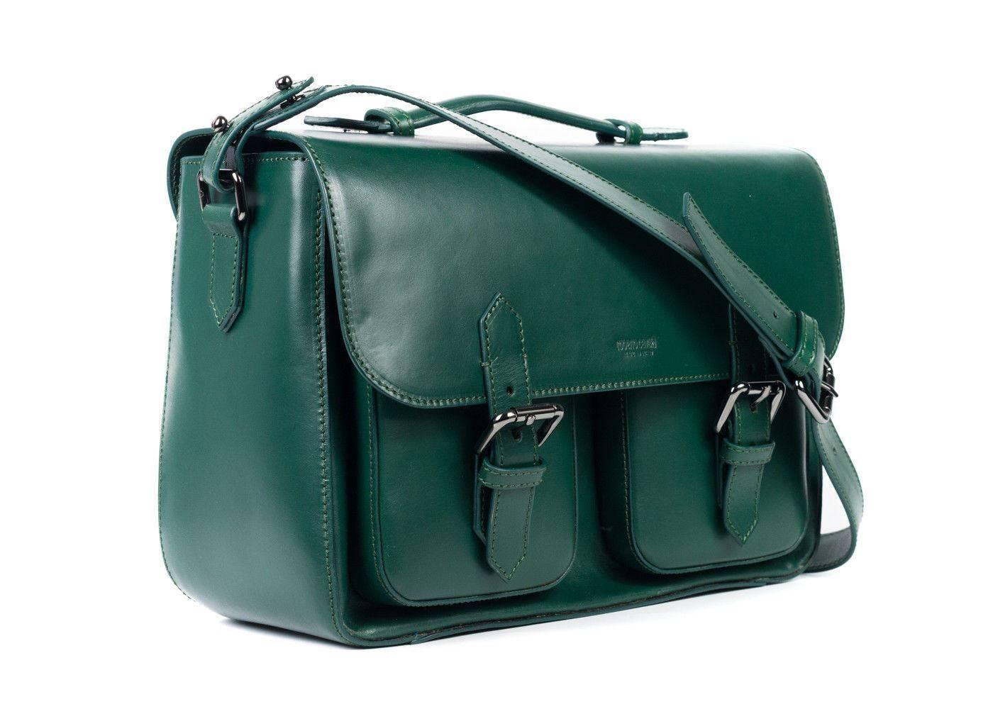 Roberto Cavalli Green Smooth Leather Double Strap Satchel Shoulder Bag In New Condition For Sale In Brooklyn, NY