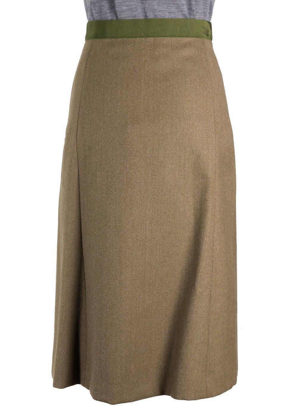 Brand New Maison Margiela Military Skirt
Original Tag & Hanger Included
Retails in Stores & Online for $1105
Size EUR 42 / US 4 Fits True to Size
 
Maison Margiela's military inspired skirt was is this seasons must have. The gold accented button