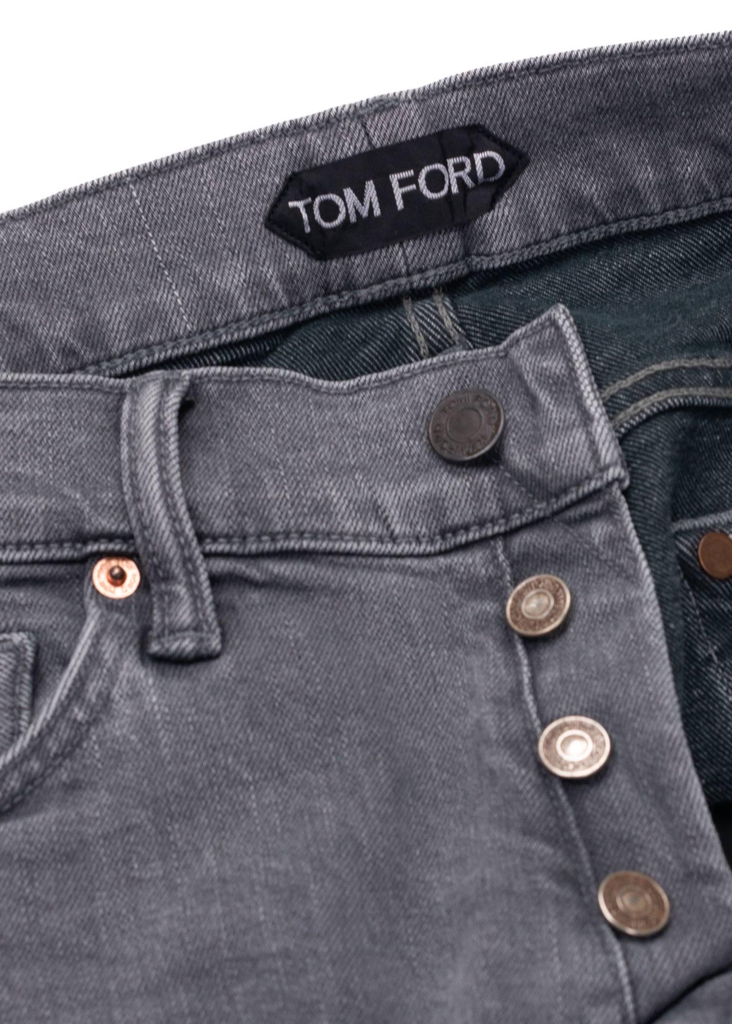 Gray Tom Ford Selvedge Denim Jeans Medium Grey Wash Size 34 Straight Fit Model   For Sale
